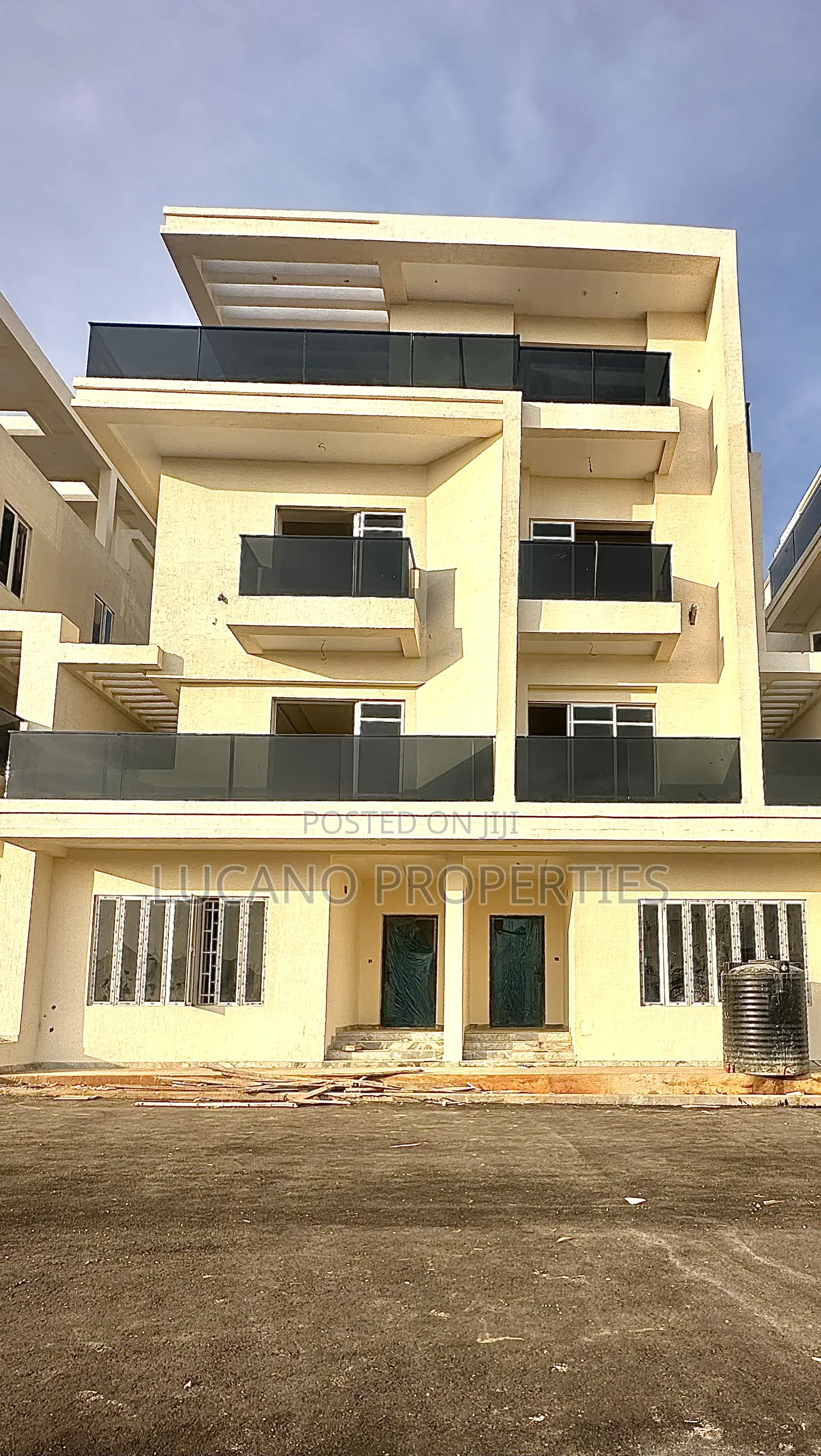 5bdrm Duplex in Katampe Extension for sale