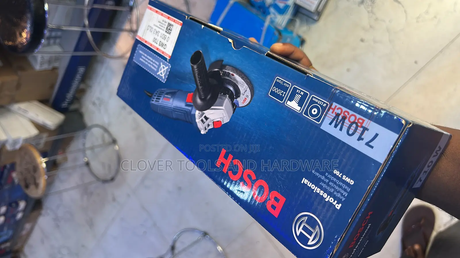 Bosch GWS 700 Professional Angle Grinder