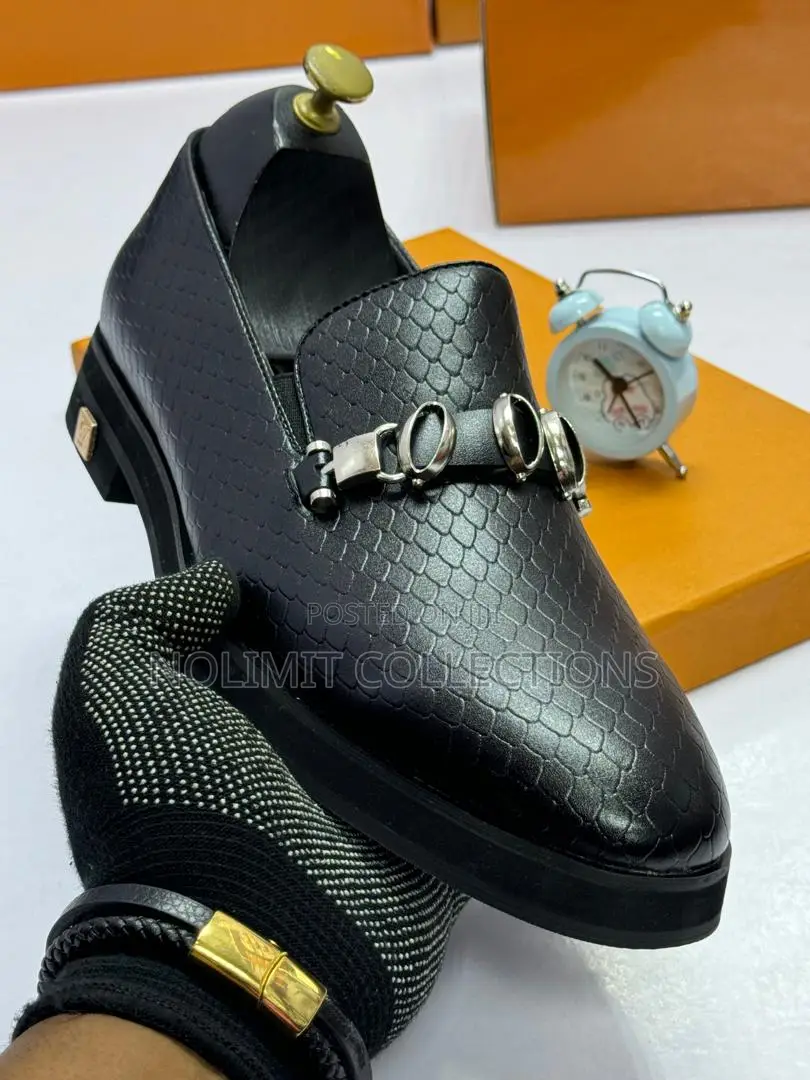 Lv Mask Croc Leather Loafers