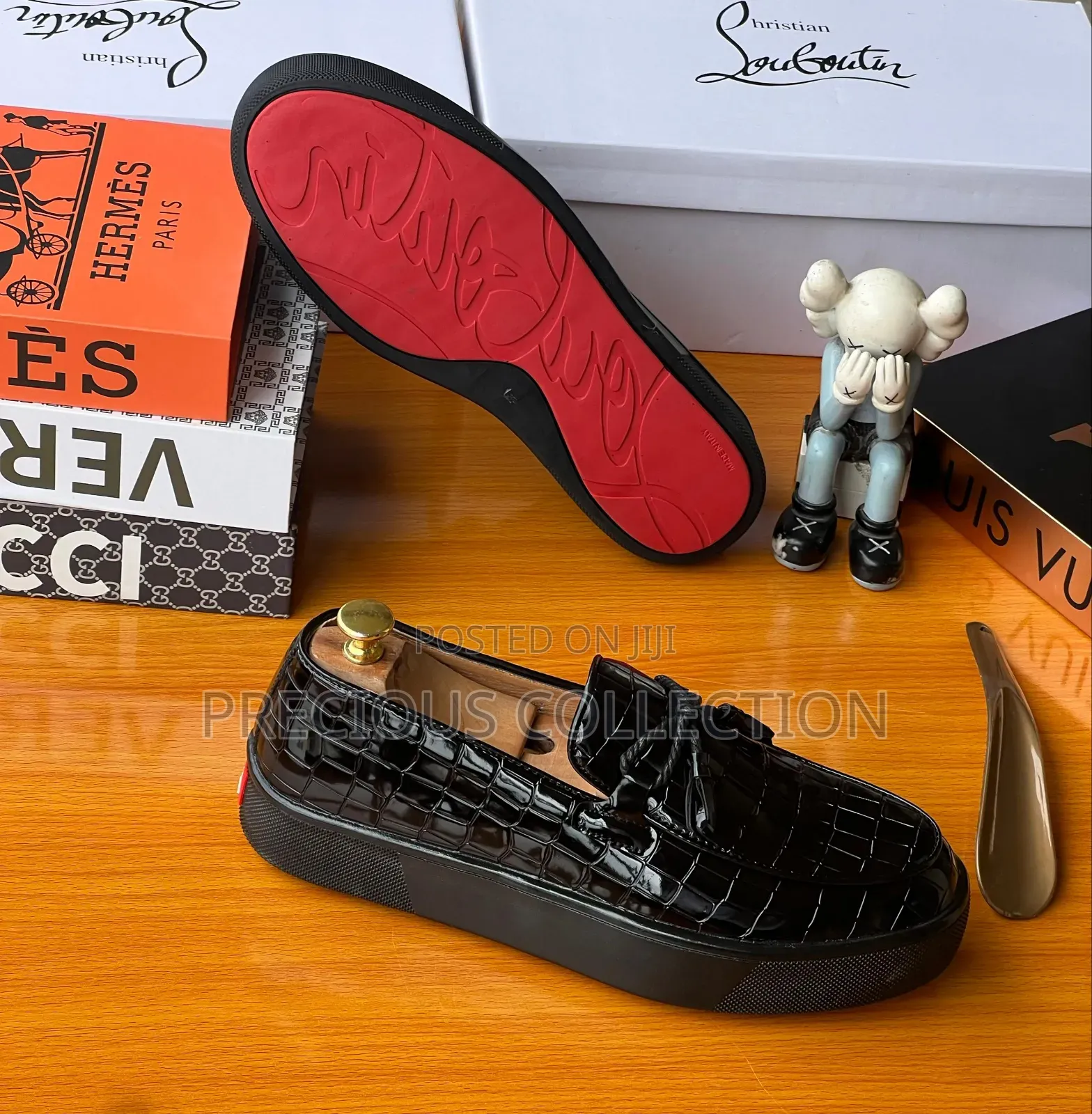 Glossy Leather, Red Single Sole Men's Shoe With Bow