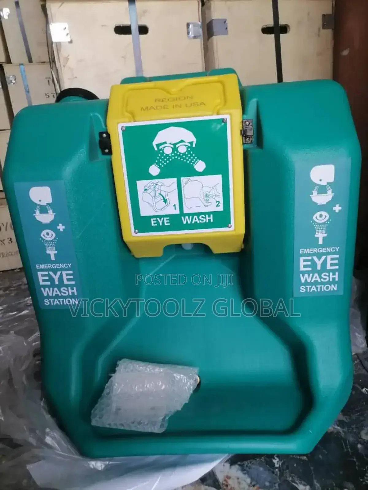 Emergency Eye Wash Station 60litres