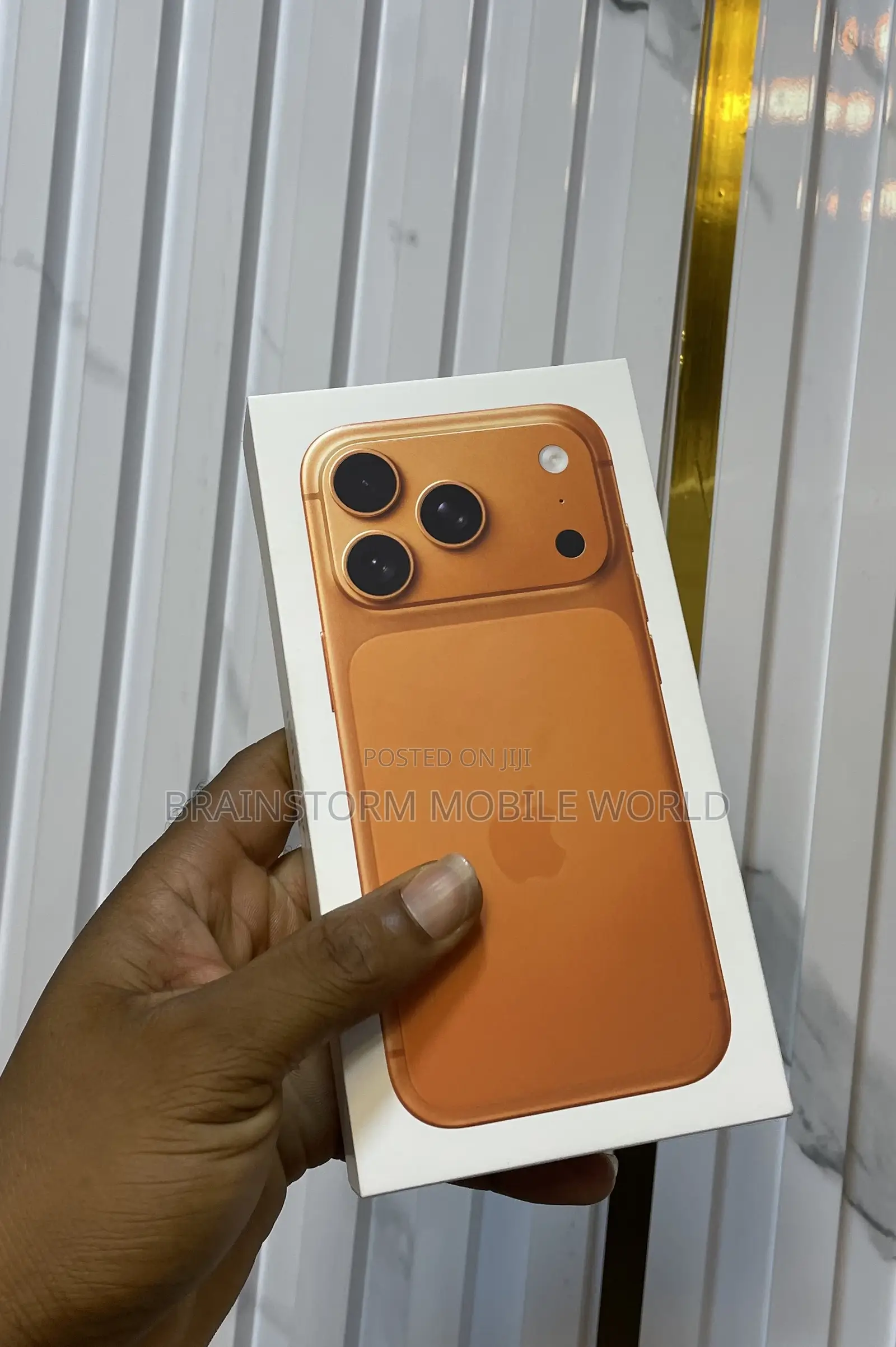 New Apple iPhone 17 Pro 256 GB Orange