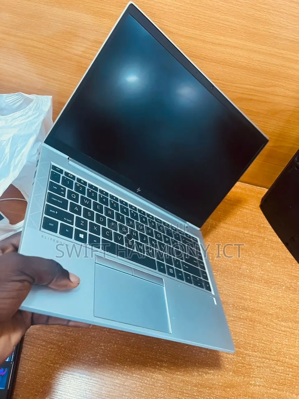 Laptop HP EliteBook 840 G7 16GB Intel Core I5 SSD 256GB