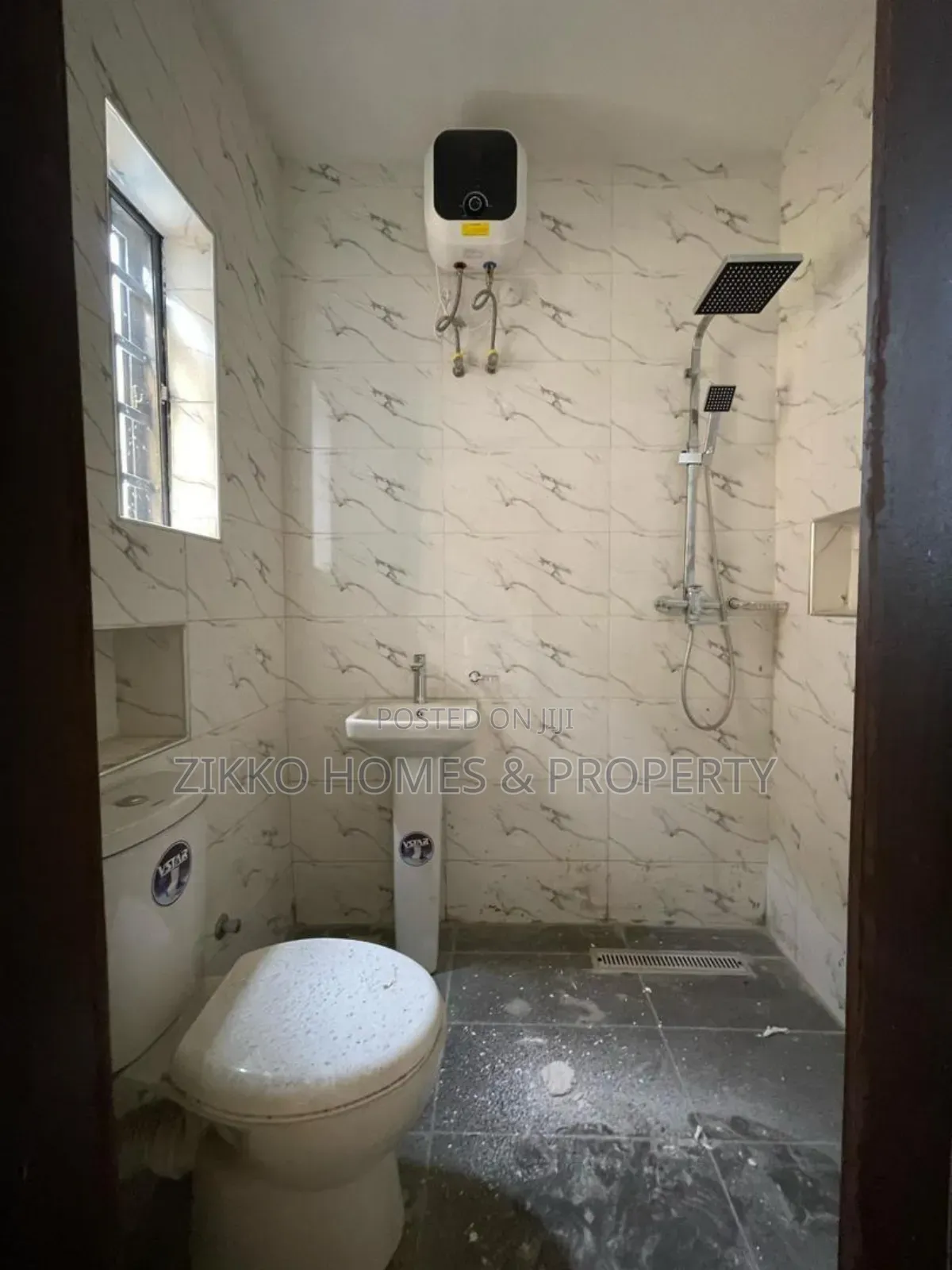 3bdrm Townhouse/Terrace in Ikota, Lekki for sale