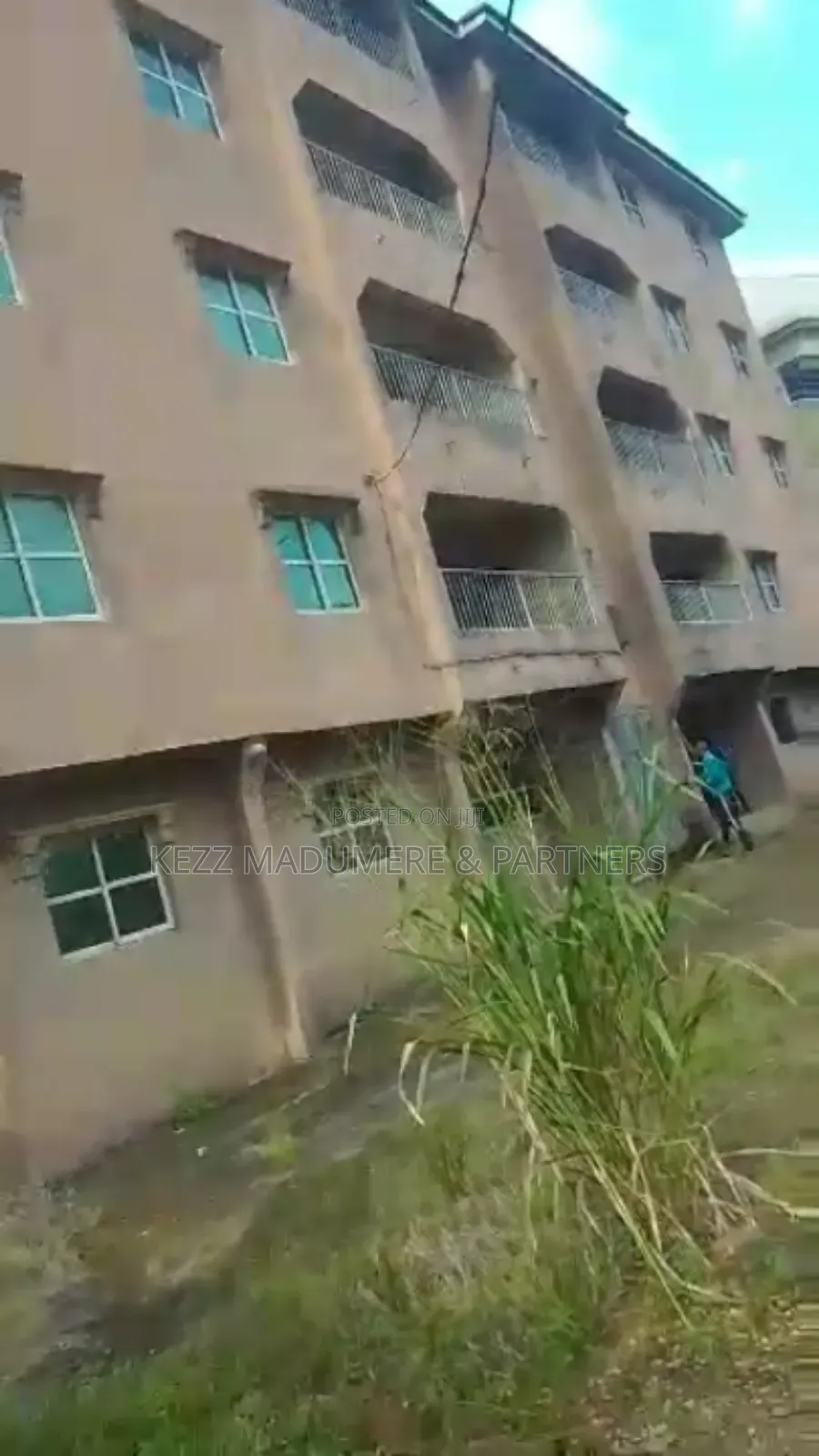 10bdrm Block of Flats in Near Osisioma for sale