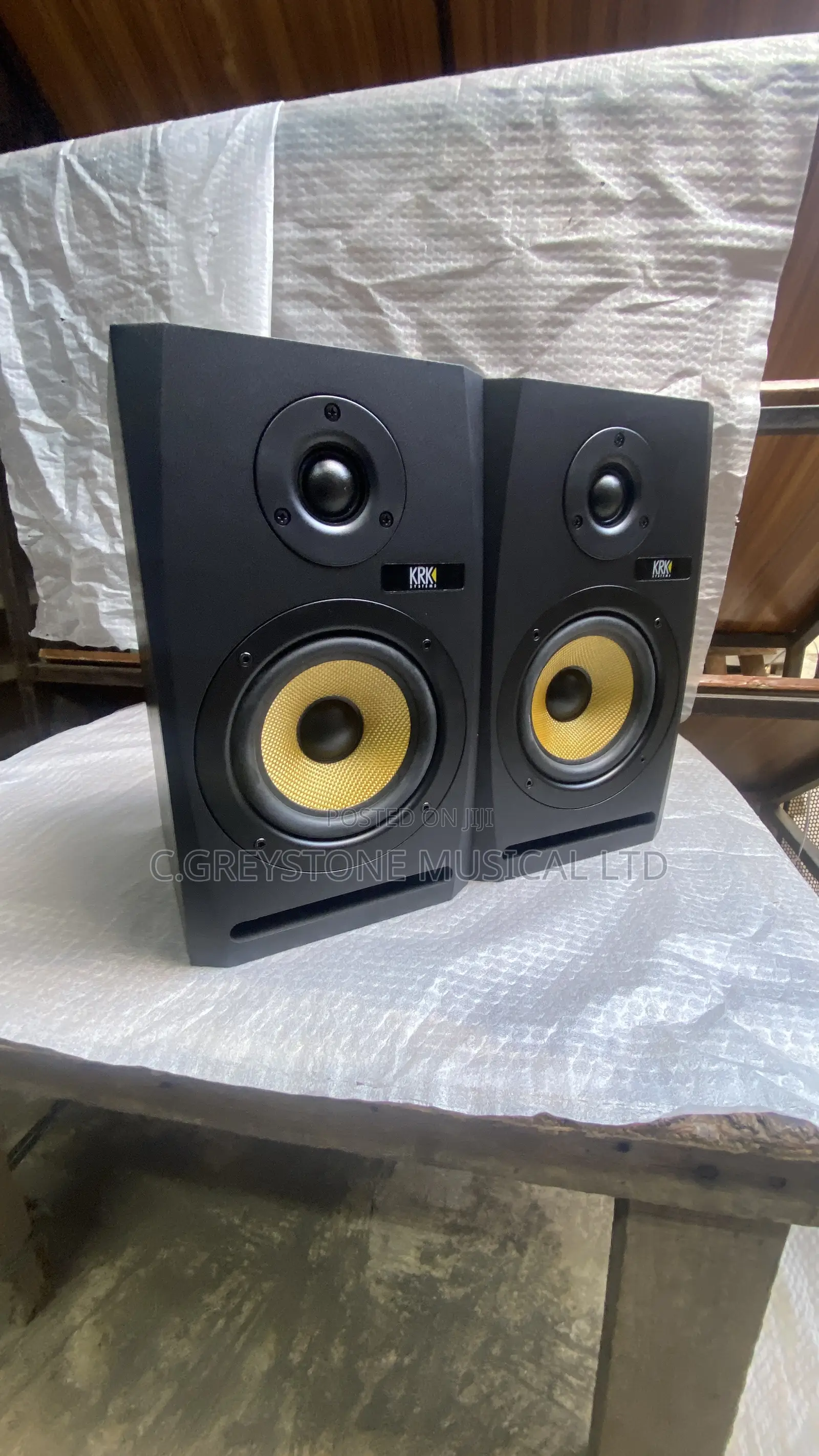 Studio Monitor Speaker Rockit M5