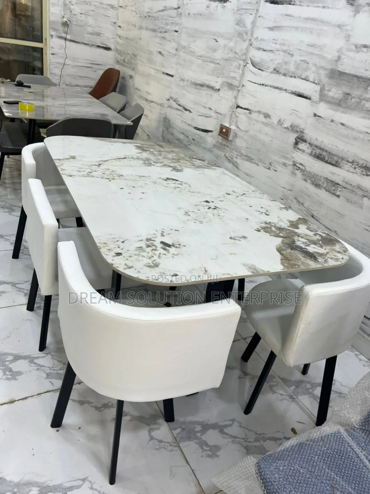 Six Seater Dinning Table With Chairs