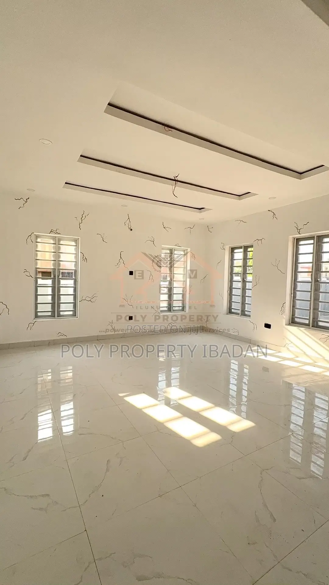 5bdrm Duplex in Bashorun Housing, Ibadan for sale