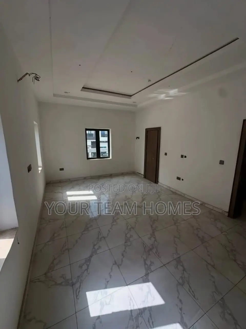 4bdrm Duplex in Jahi Gilmore for sale