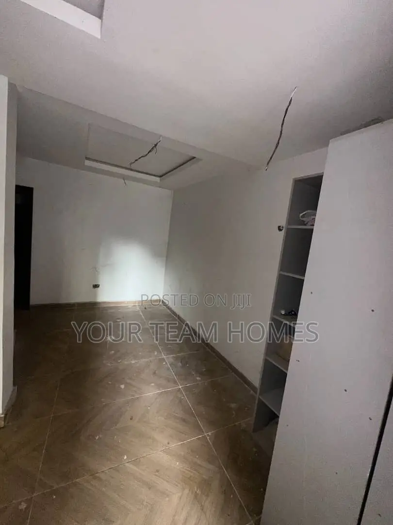 4bdrm Townhouse/Terrace in Garki 2 for sale