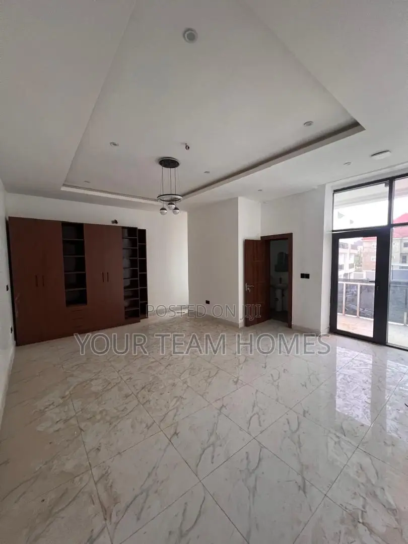 4bdrm Townhouse/Terrace in Asokoro for sale