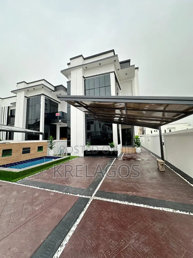 5bdrm Duplex in Orchid, Chevron for sale