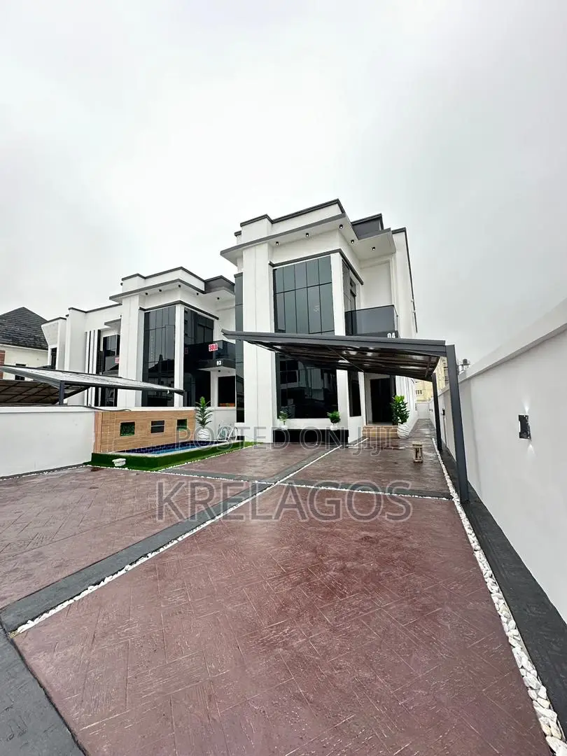 5bdrm Duplex in Orchid, Chevron for sale