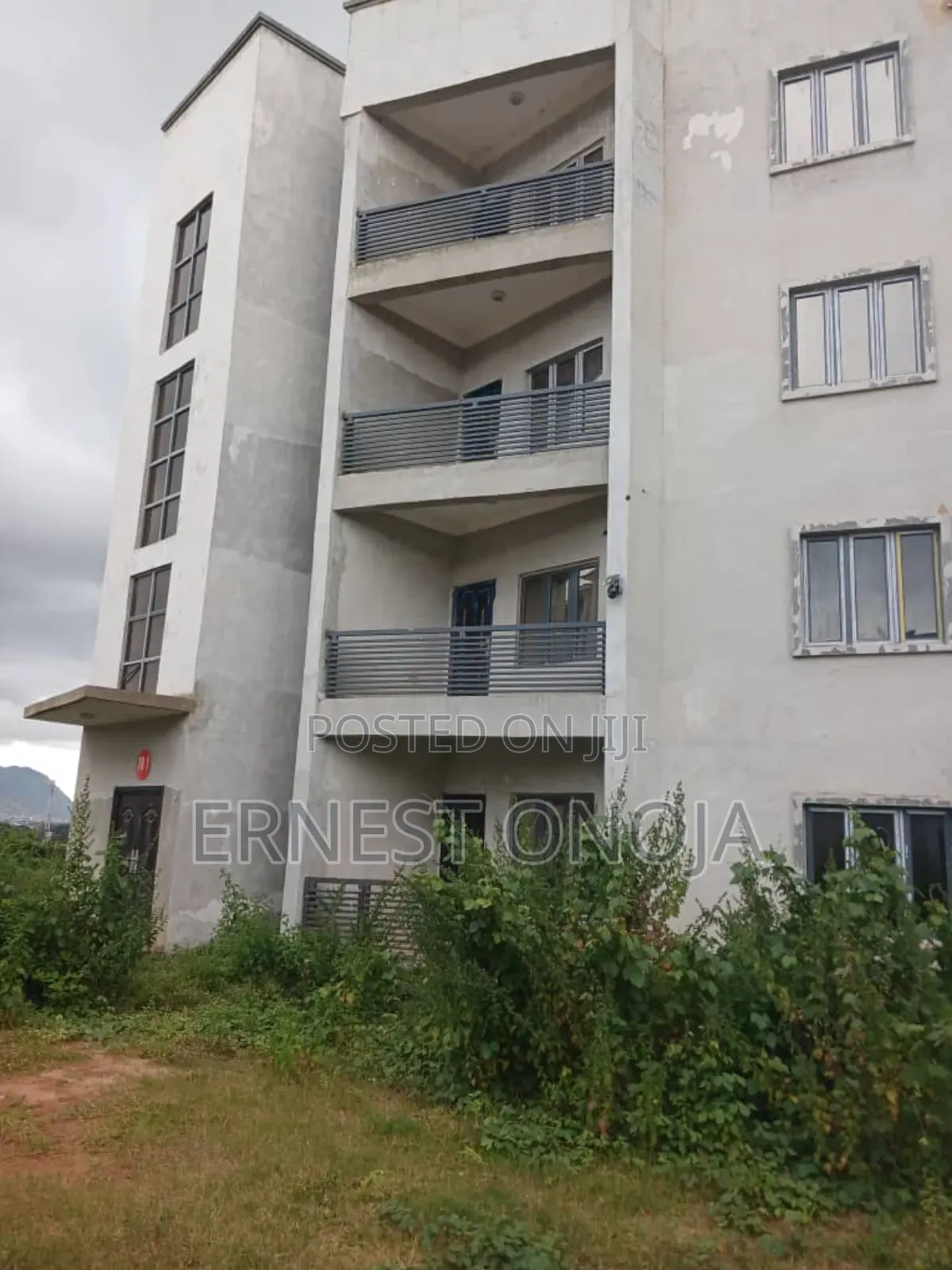 3bdrm Block of Flats in Aso Garden Estate, Gwarinpa for sale