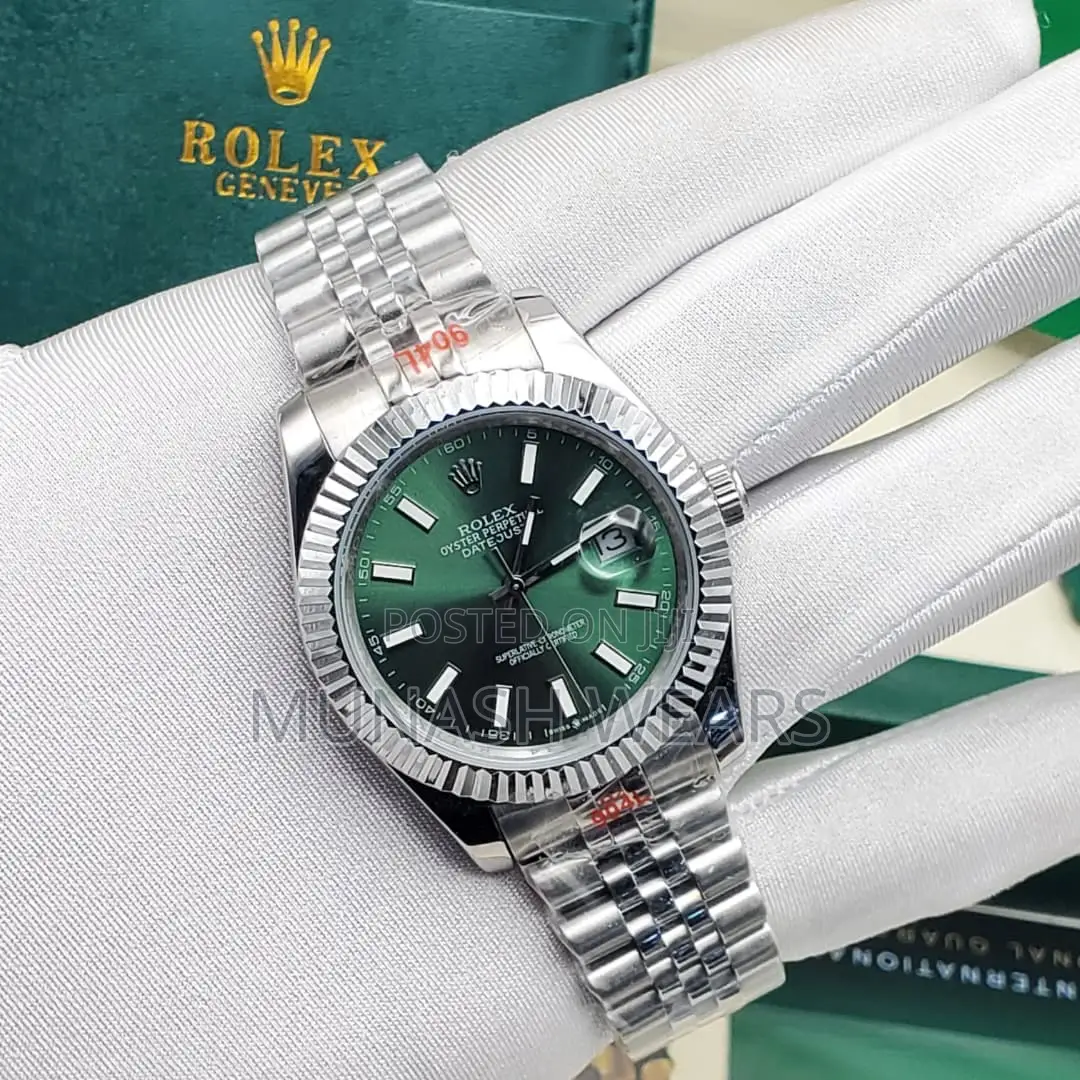 Classic Rolex Wristwatch For Men Skydweller