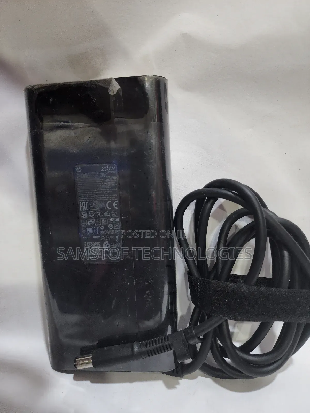 Hp Big Mouth Follow Come 230w Laptop Power Adapter Charger.
