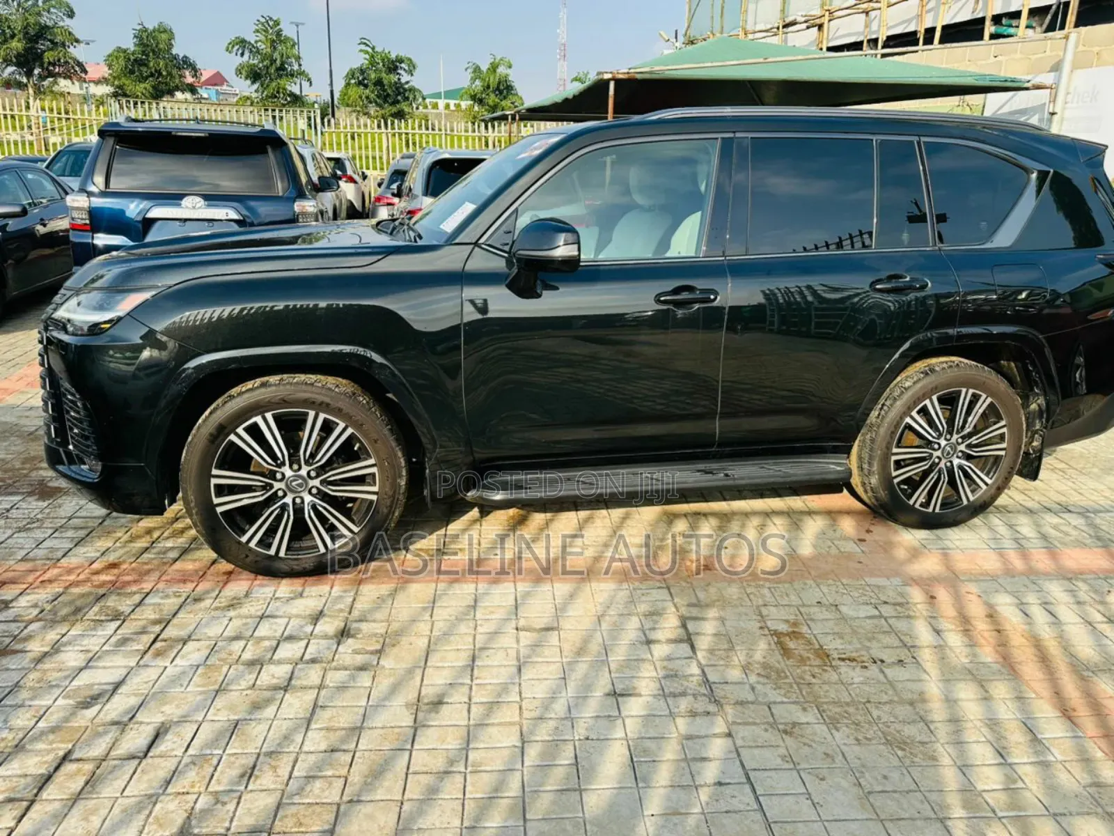 Lexus LX LX 600 2022 Black