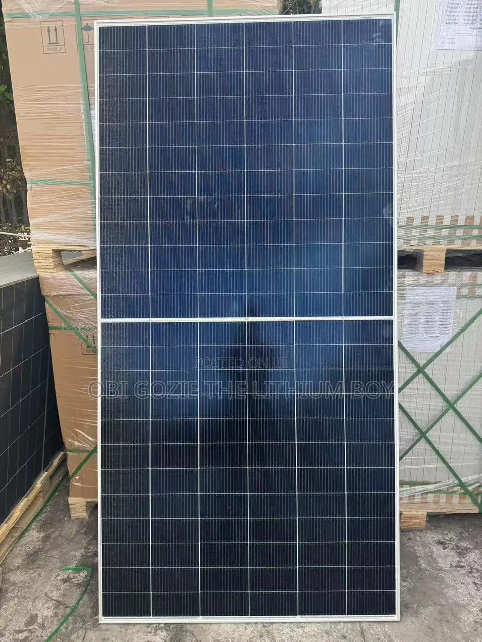 820w Jinko Bifacial Solar Panel Available in Stock. Jinko Importer