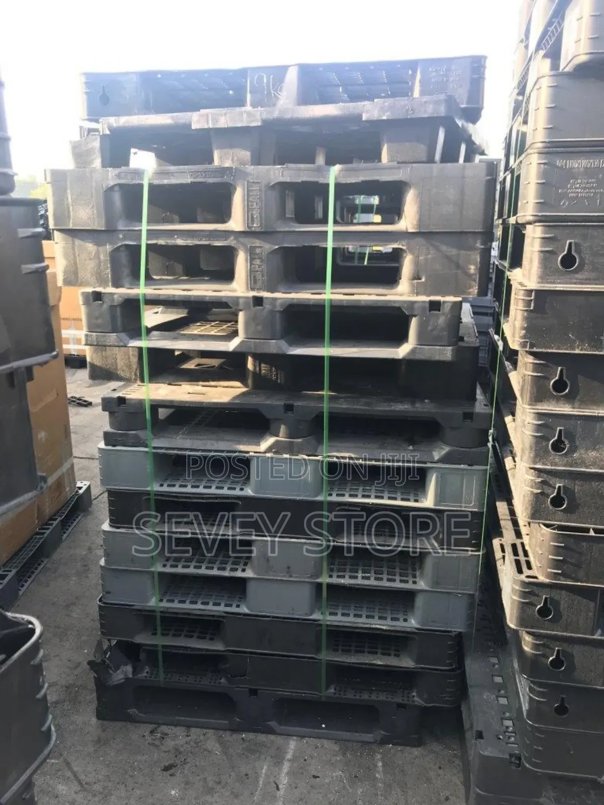 Grade a Plastic Storage Pallets
