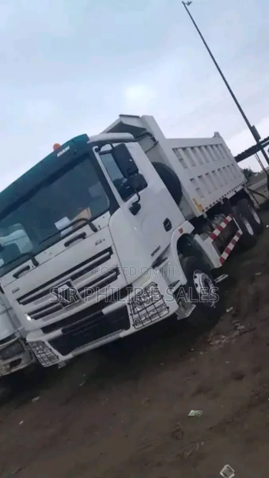 Trailer Truck and Bus for Hire