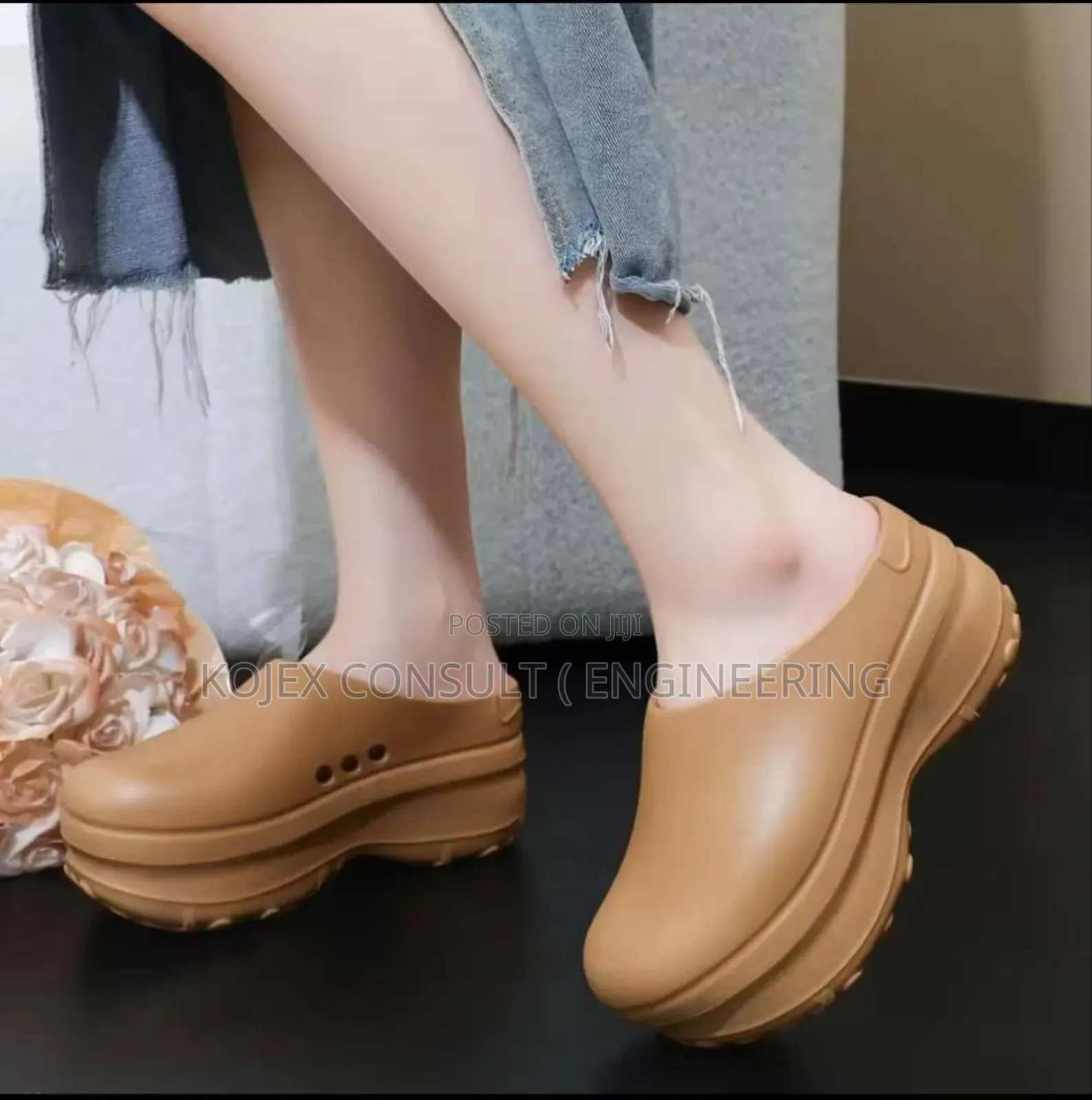 Fashion Nova Female Crocs