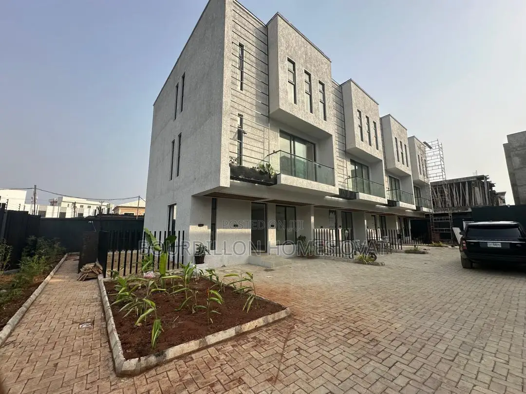 4bdrm Duplex in Ikate for sale