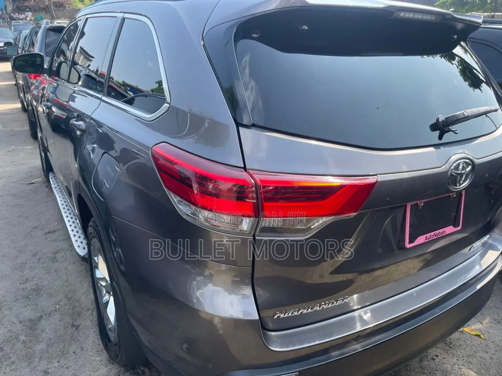 Toyota Highlander Limited 4x2 V6 (3.5L 6cyl 8A) 2017 Gray