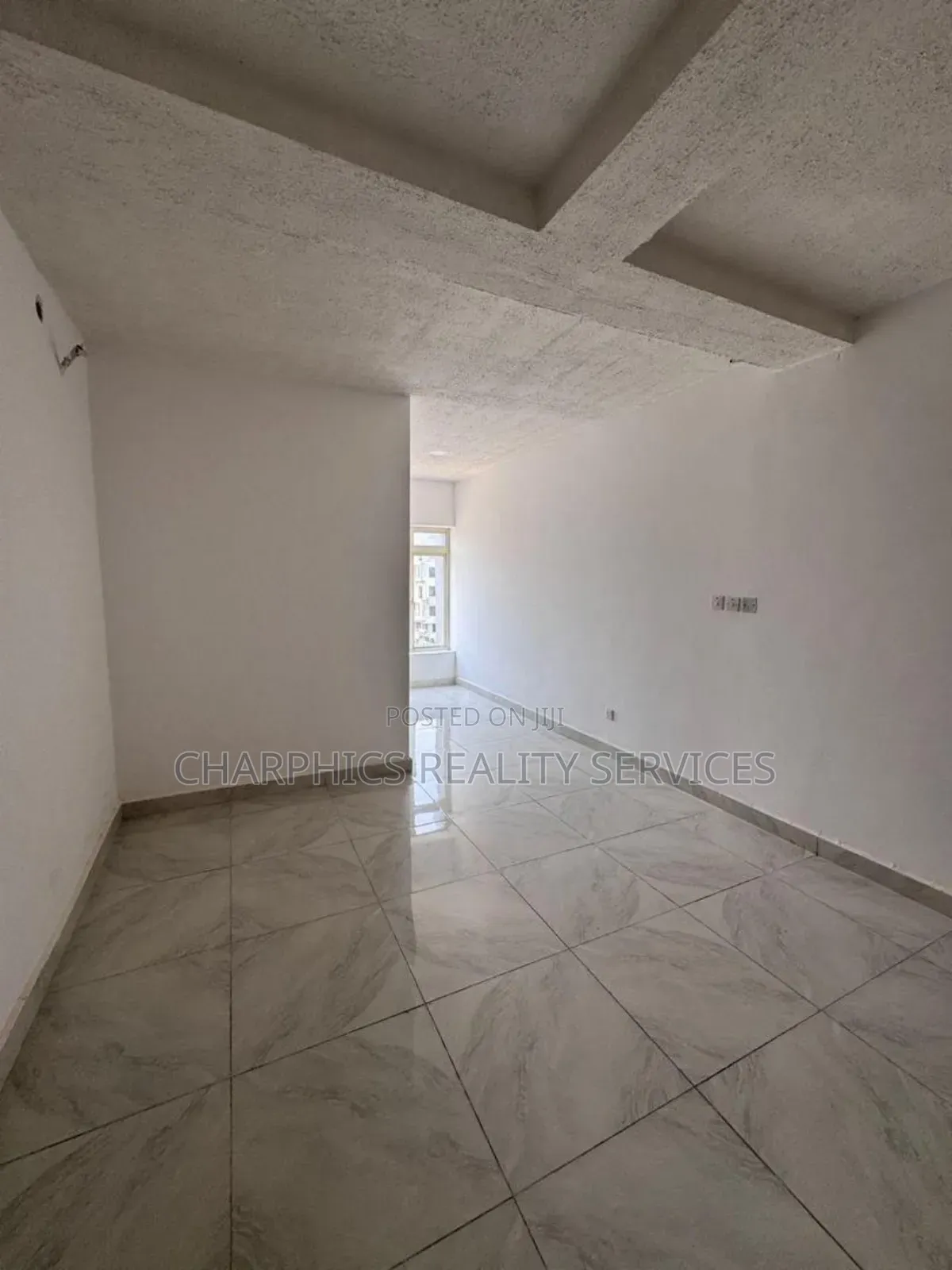 2bdrm Maisonette in Lekki Phase 1 for sale
