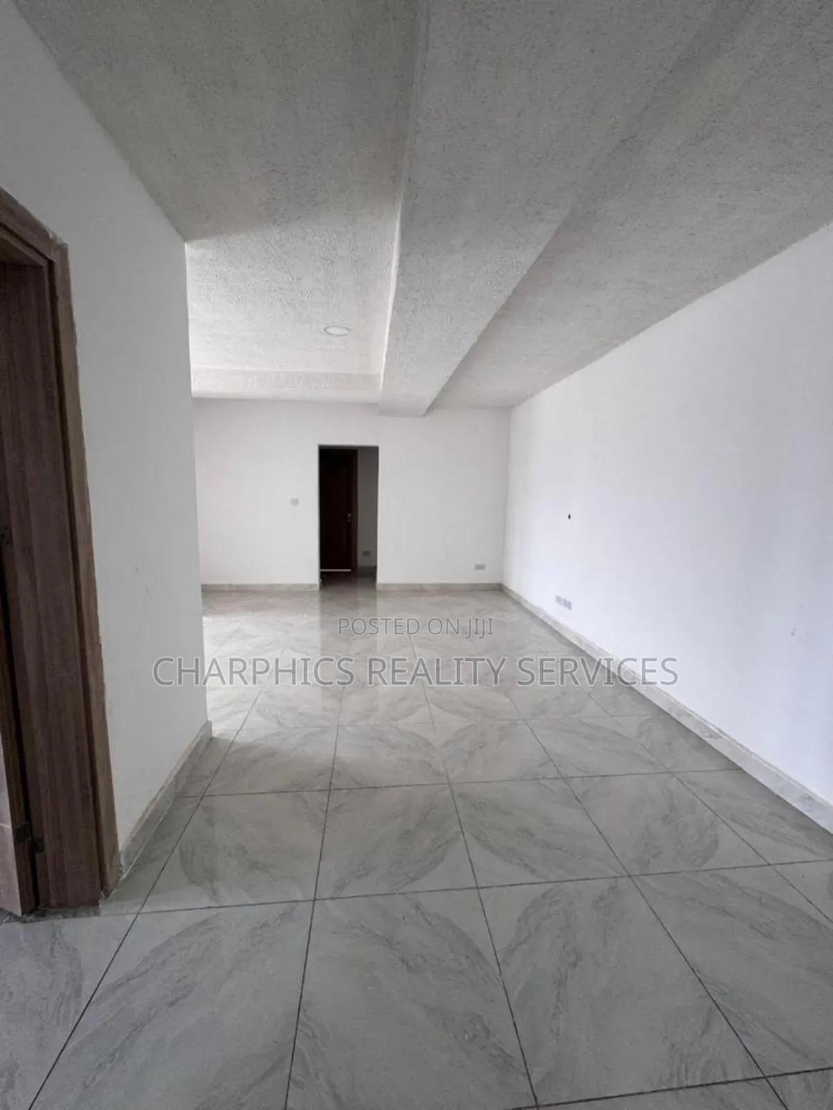 2bdrm Maisonette in Lekki Phase 1 for sale