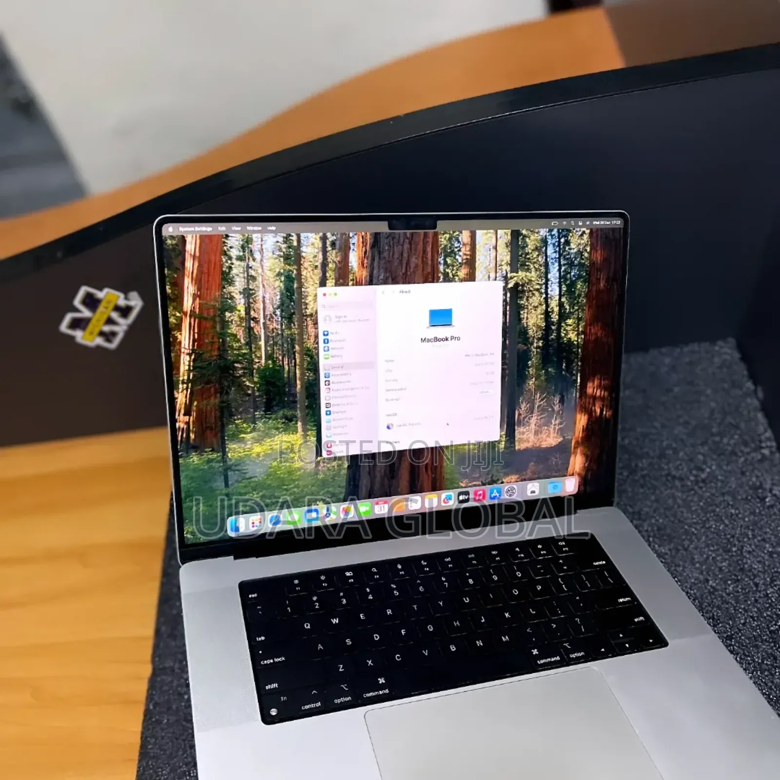 Laptop Apple MacBook Pro 2021 M1 16GB Apple M1 Pro SSD 512GB