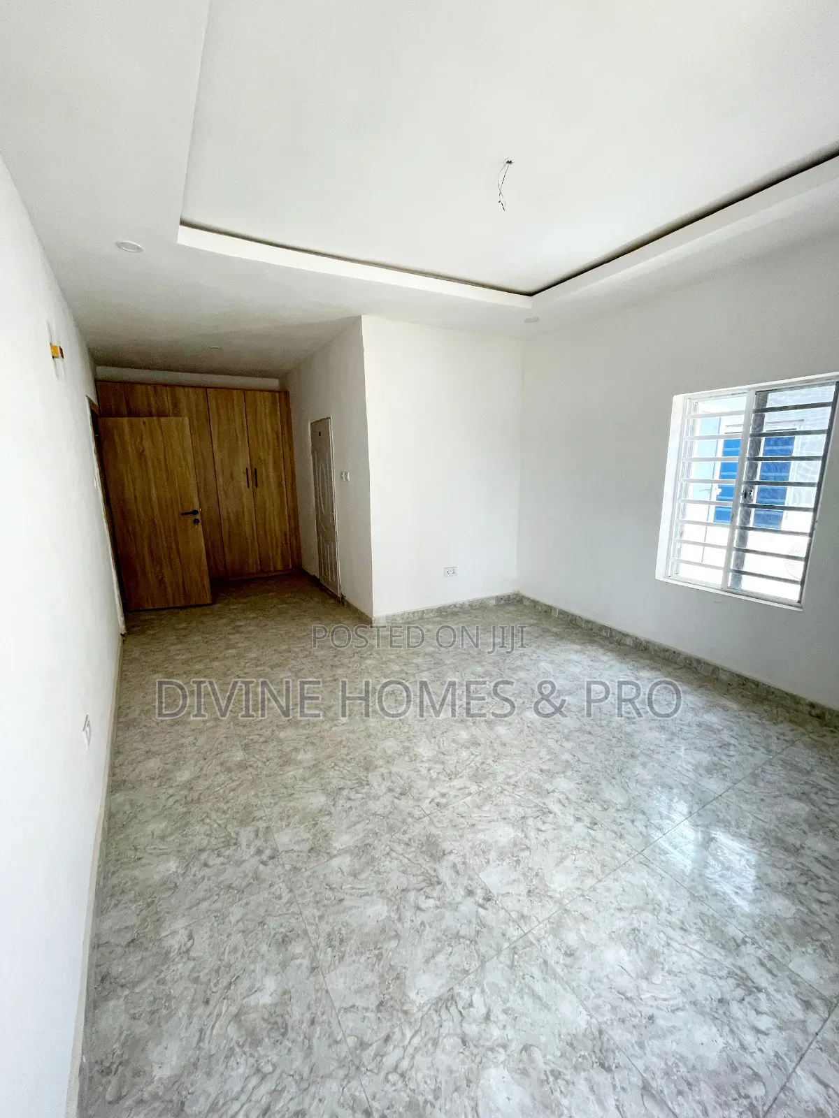 3bdrm Block of Flats in Durumi for sale