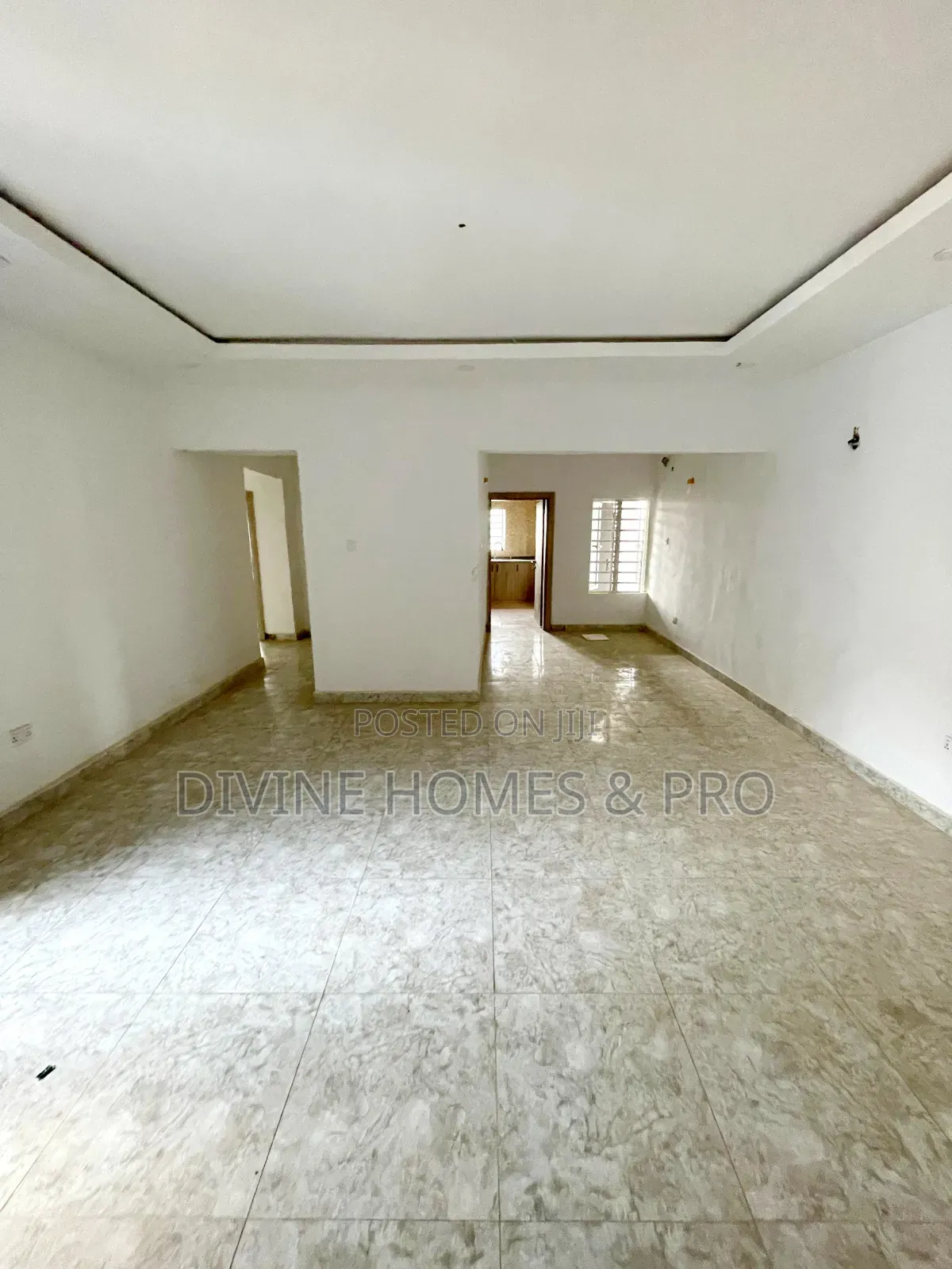 3bdrm Block of Flats in Durumi for sale