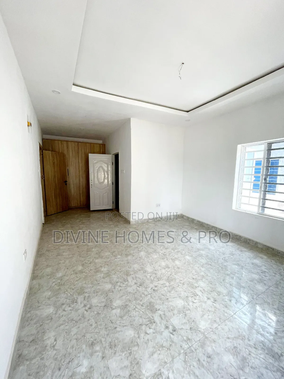 3bdrm Block of Flats in Durumi for sale