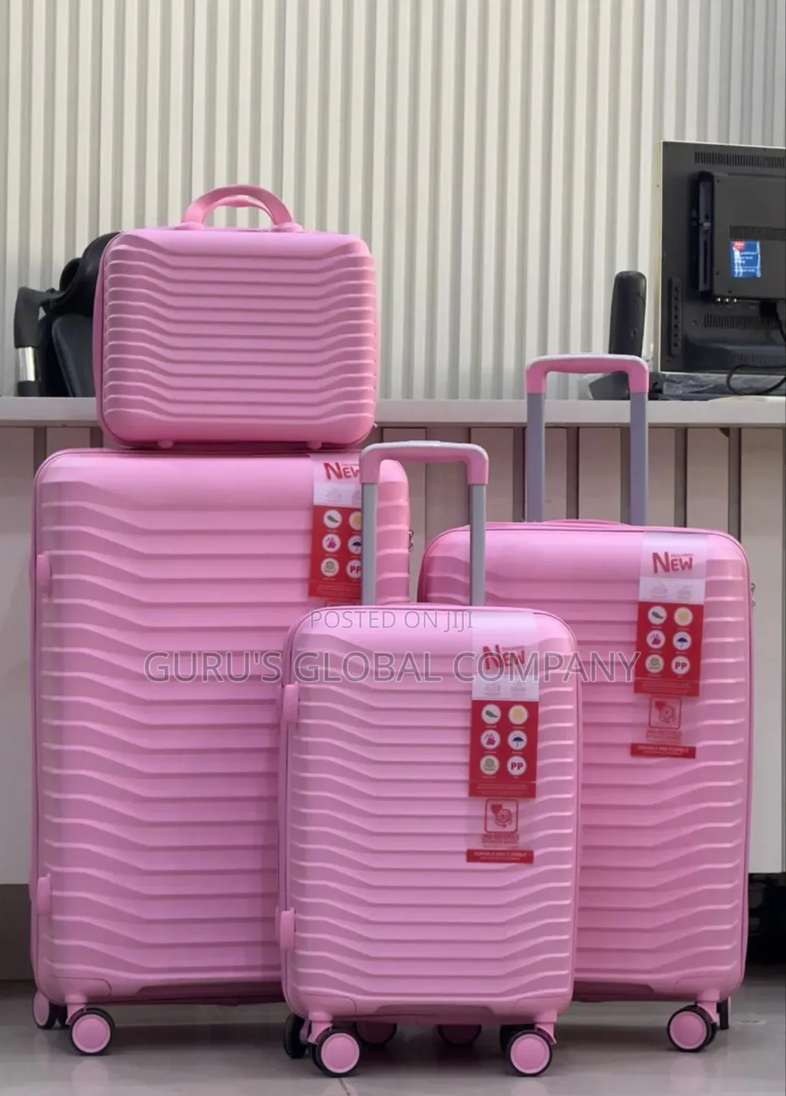 Beautiful Unbreakable It Lightweight Travel Bag
