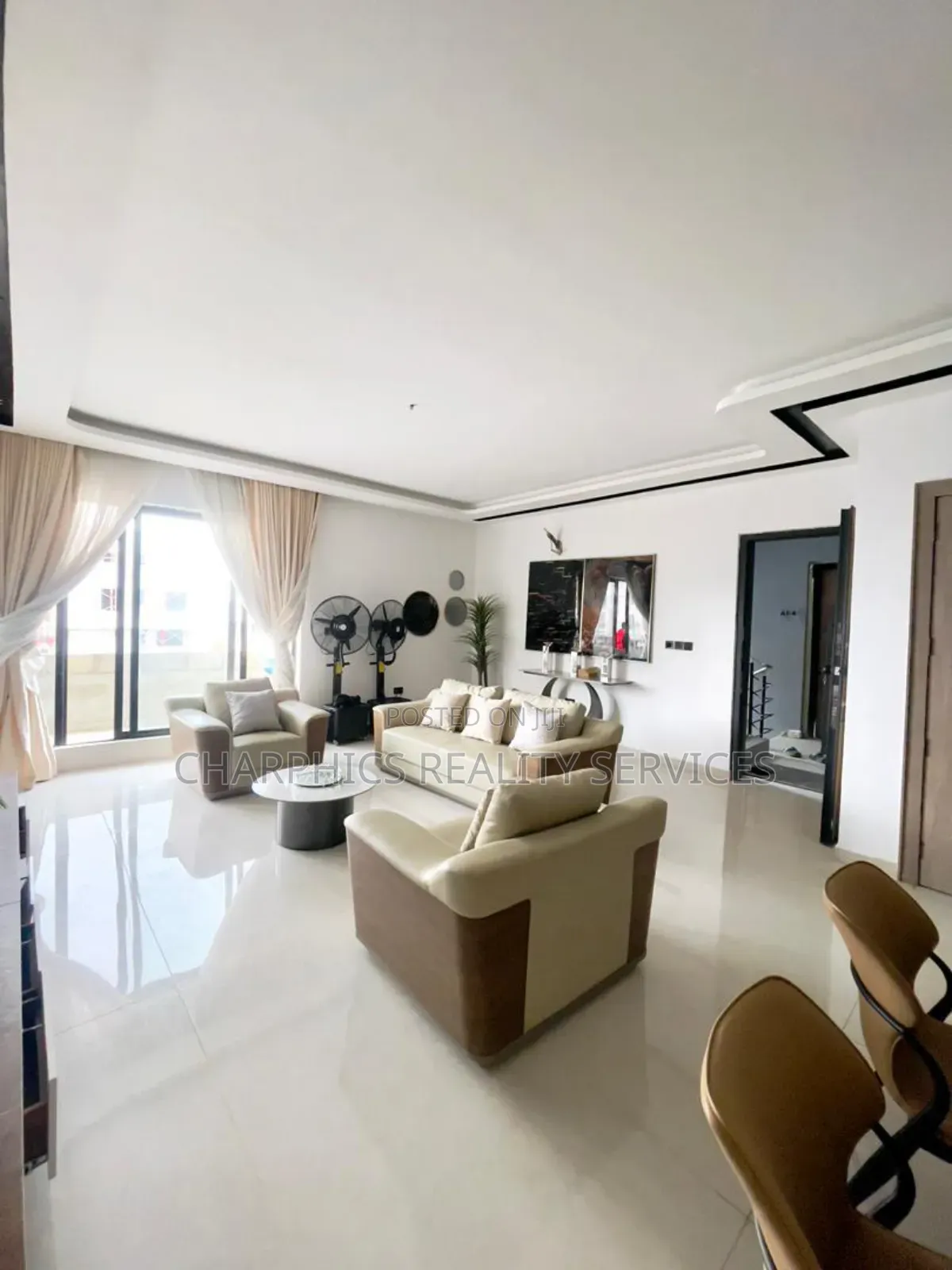 2bdrm Apartment in Lekki Phase 1 for sale