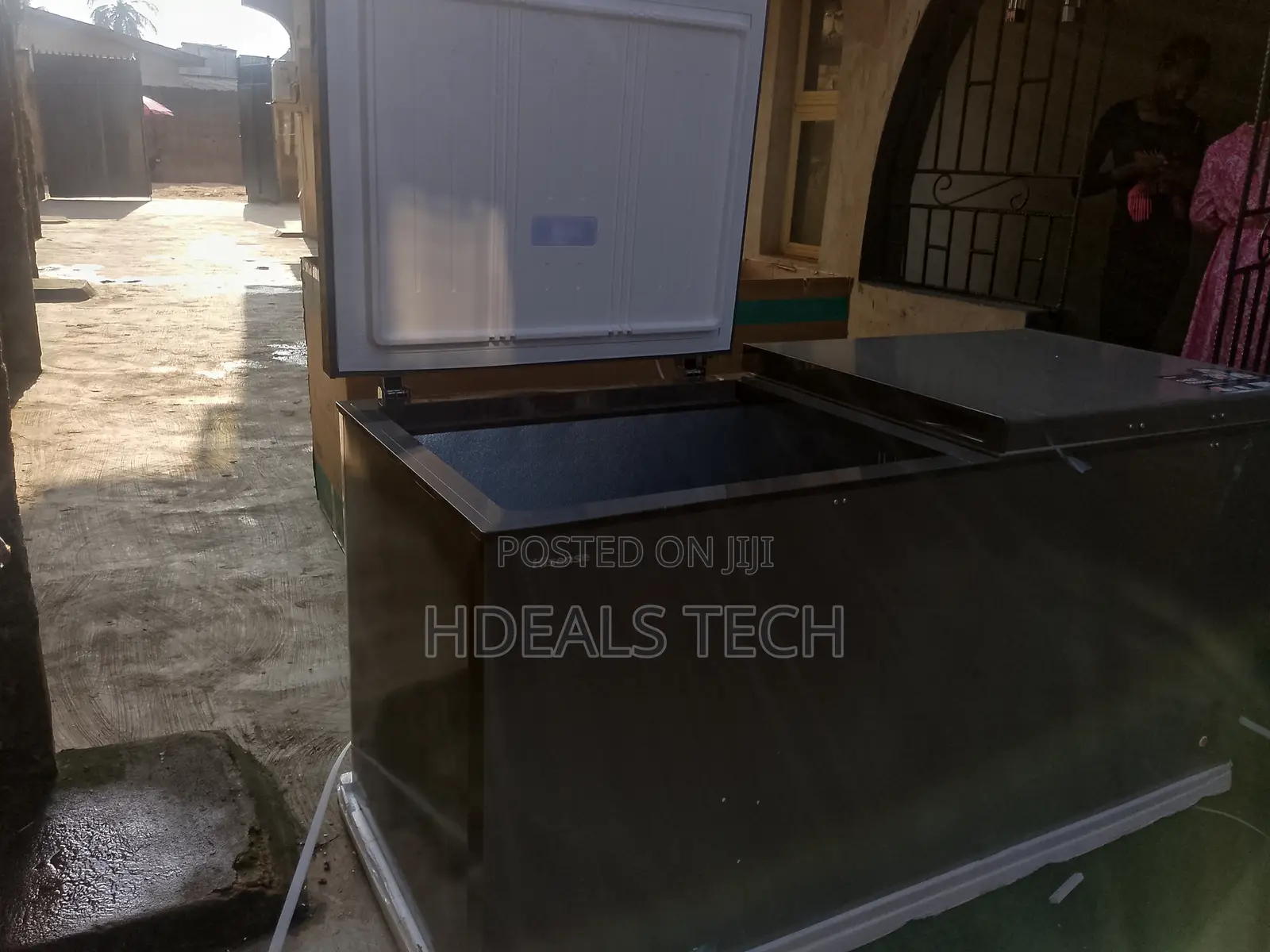 Hisense Freezer for Meat, Fish, and Poultry