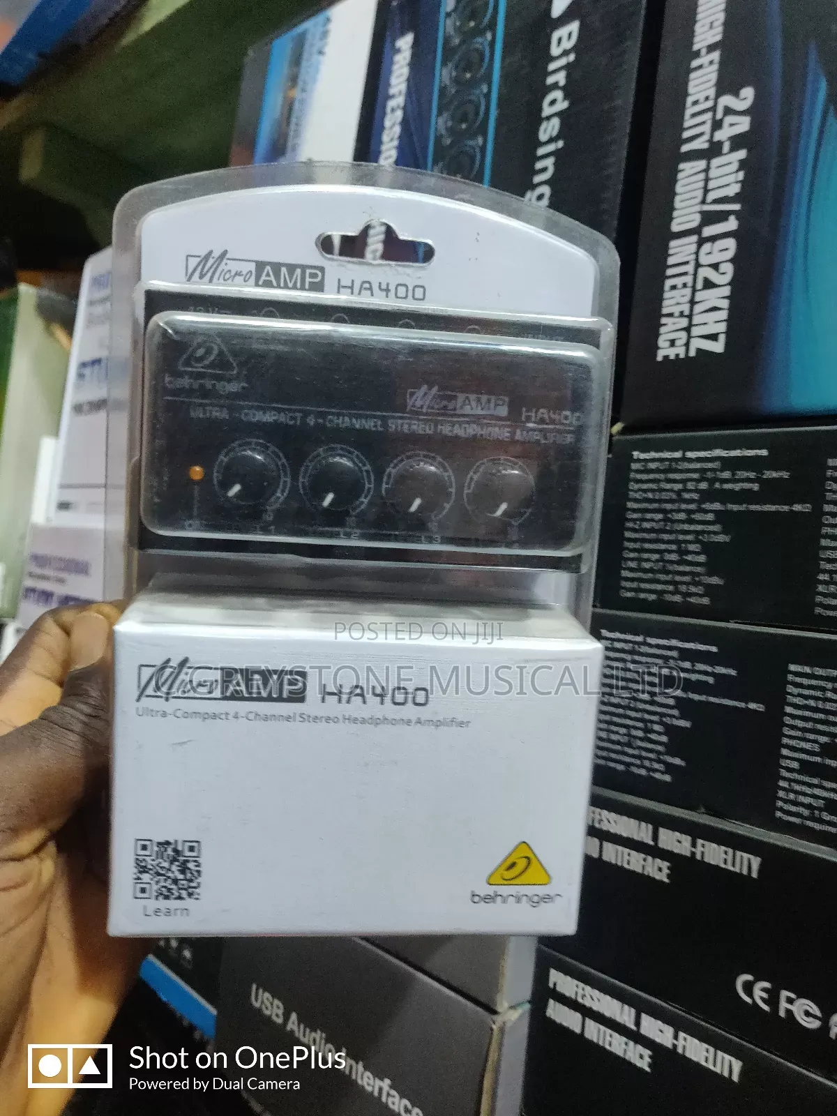 Behringer Headphone Amplifier Ha-400