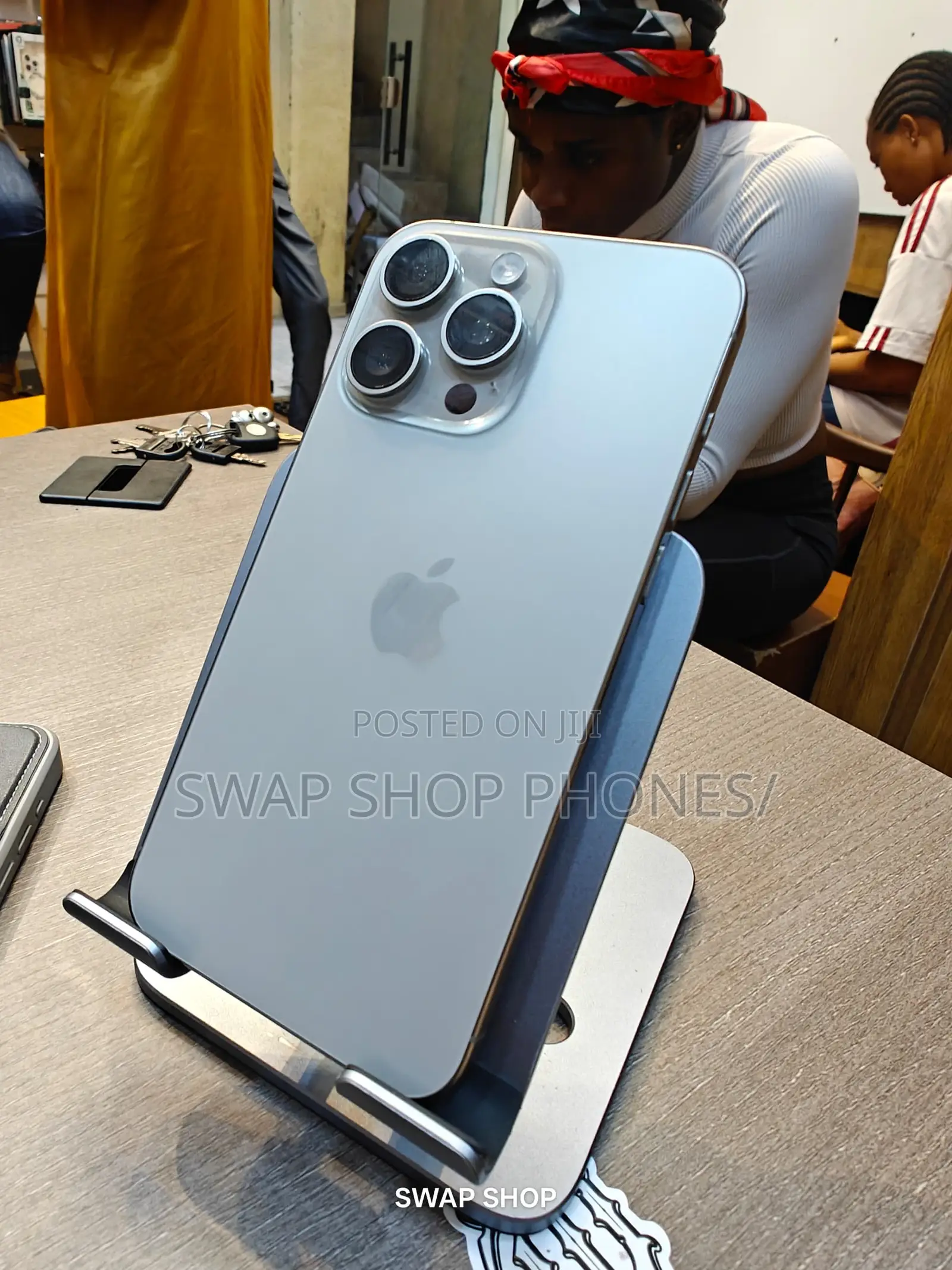 Apple iPhone 15 Pro Max 256 GB Silver