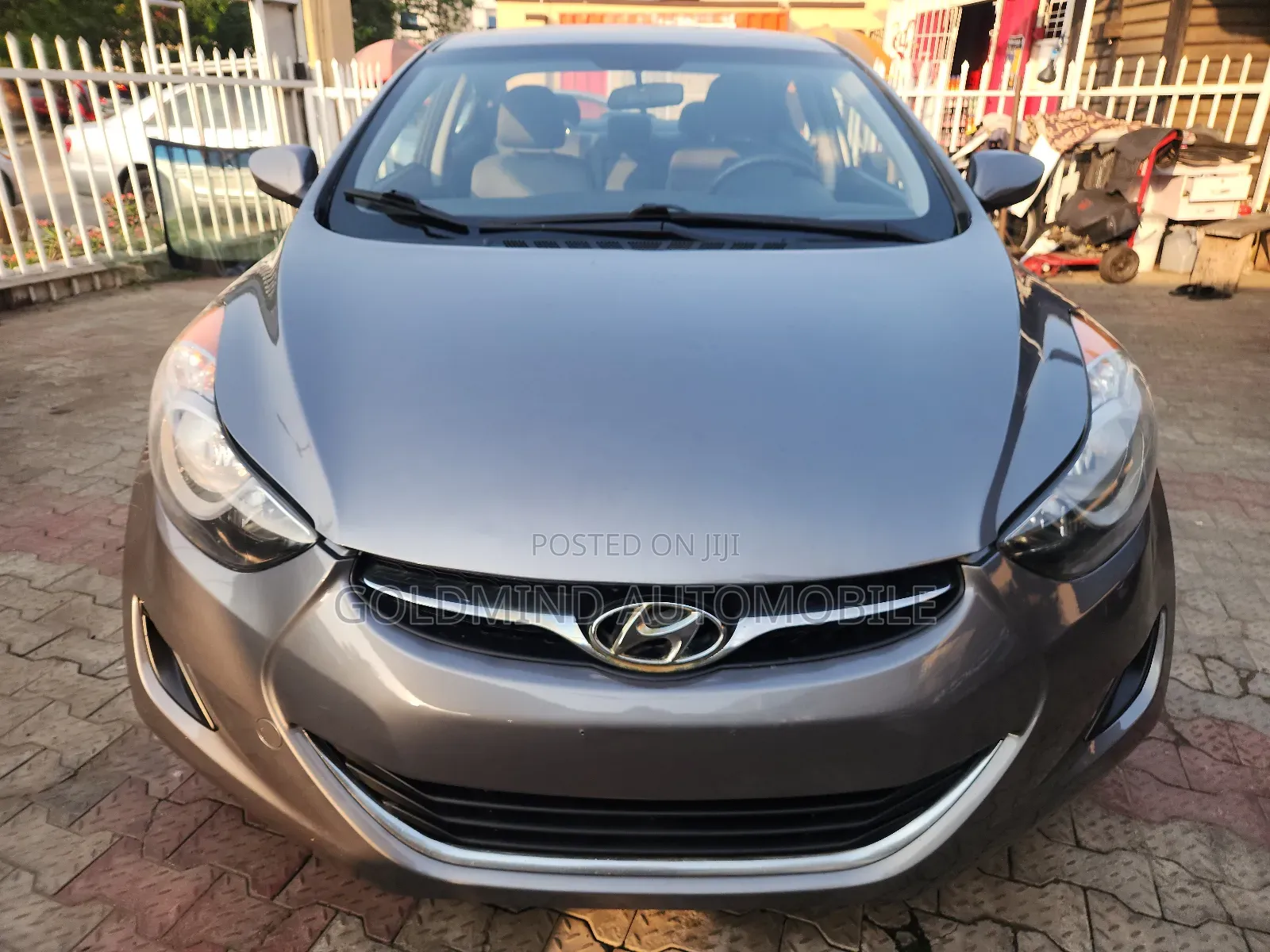 Hyundai Elantra GLS Automatic 2012 Gray