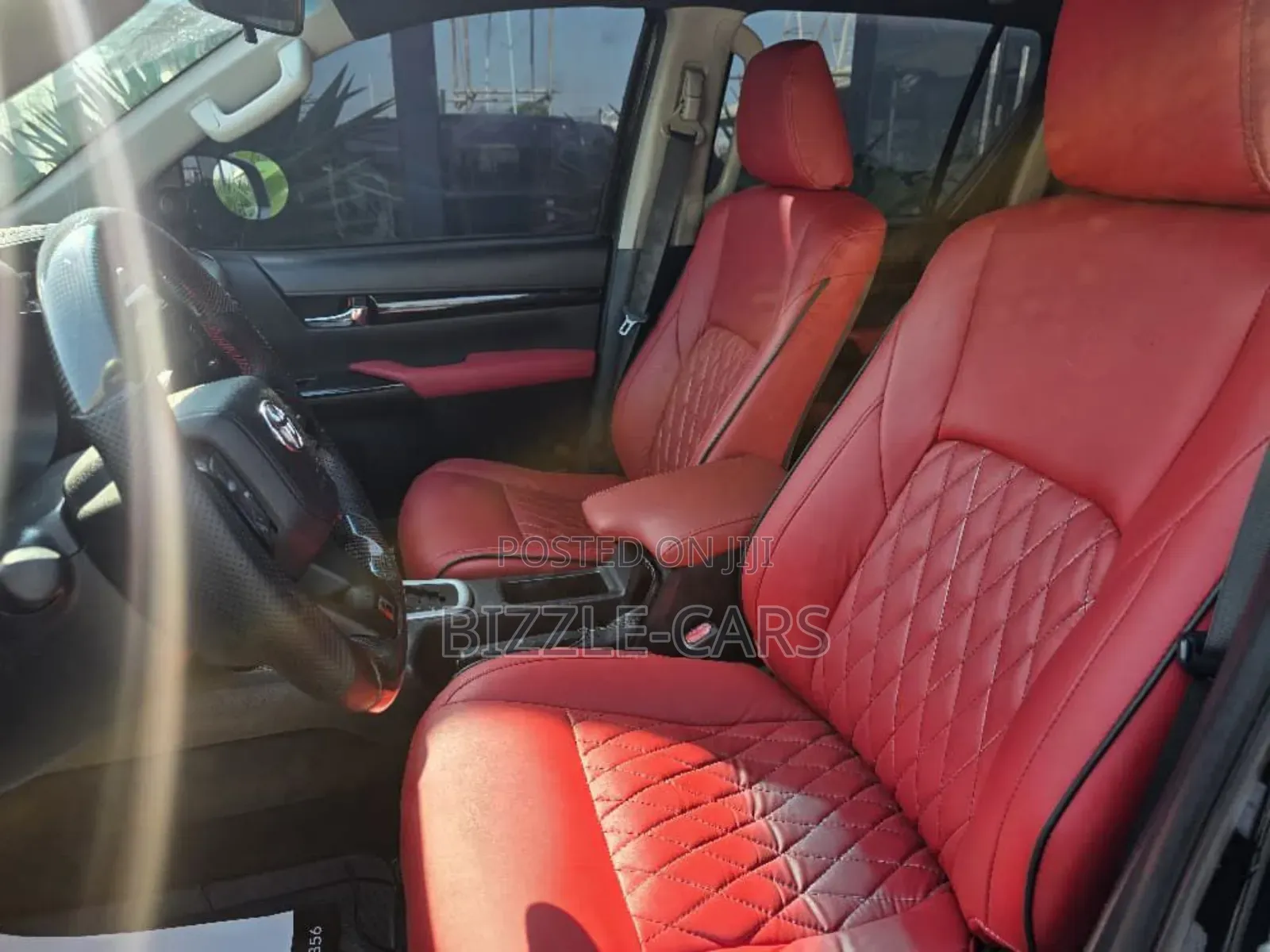 Toyota Hilux 2019 Black