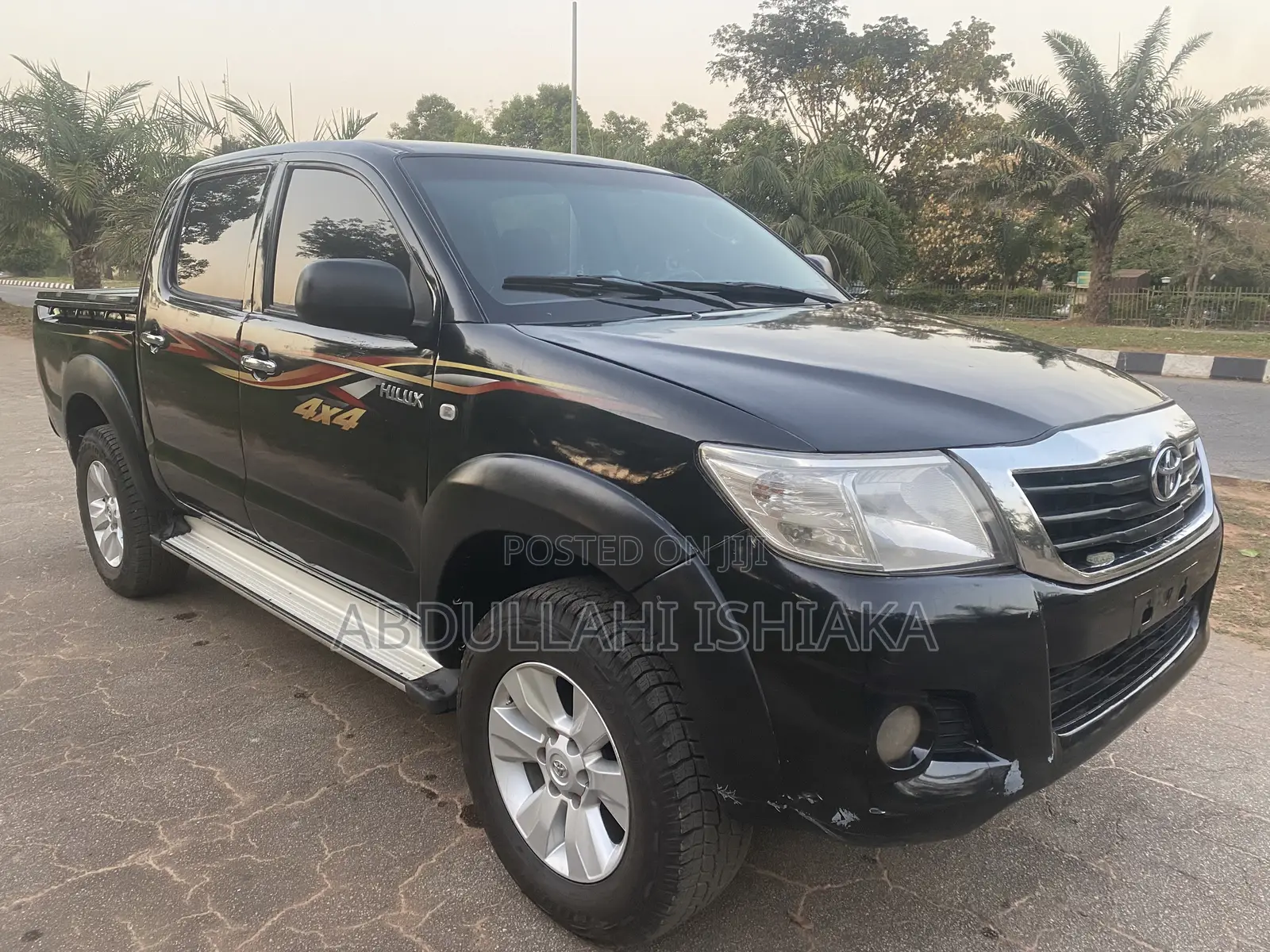 Toyota Hilux SR5 4x4 2013 Black