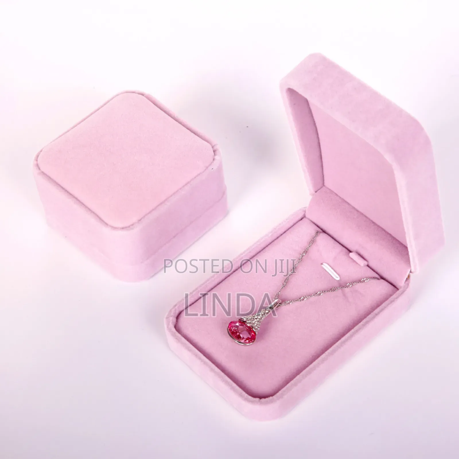 Premium Velvet Necklace Box