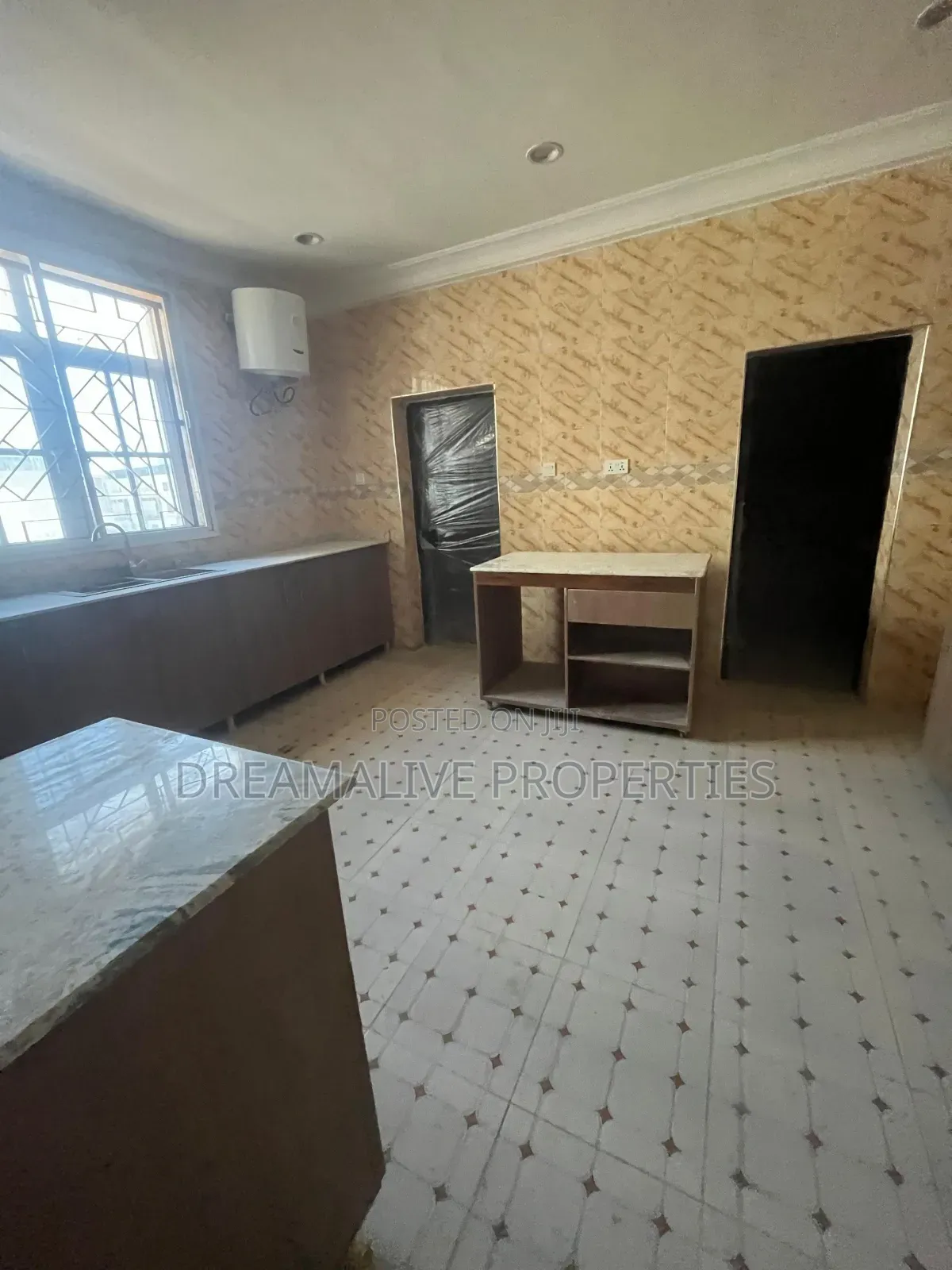 3bdrm Apartment in Jahi for rent