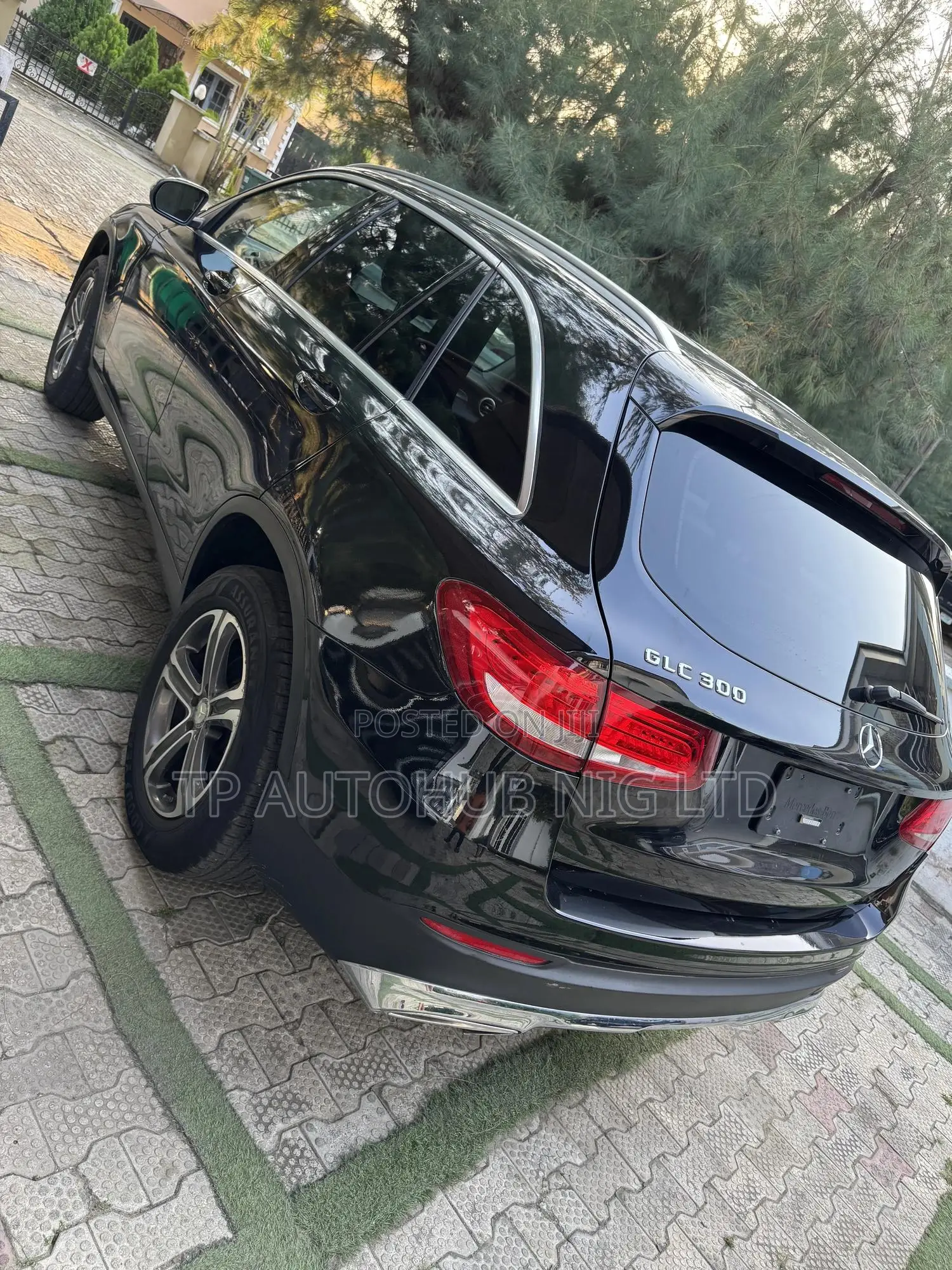 Mercedes-Benz GLC-Class 2016 Black