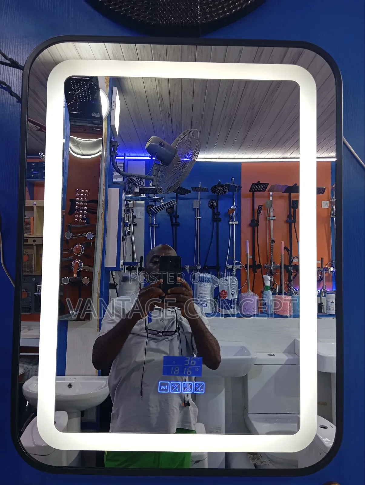 60*80 Square Shape Bluetooth Led Mirror