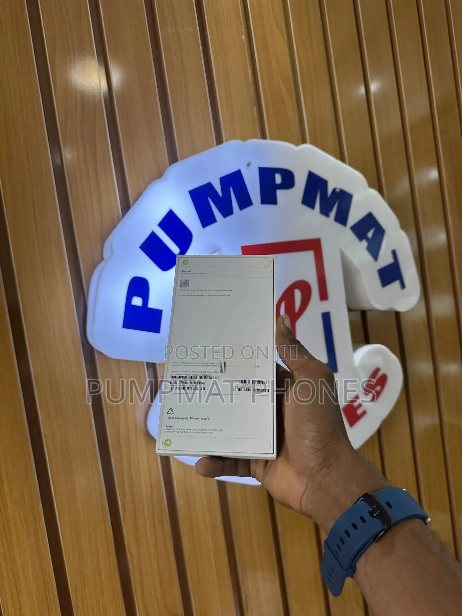New Apple iPhone Air 256 GB Blue