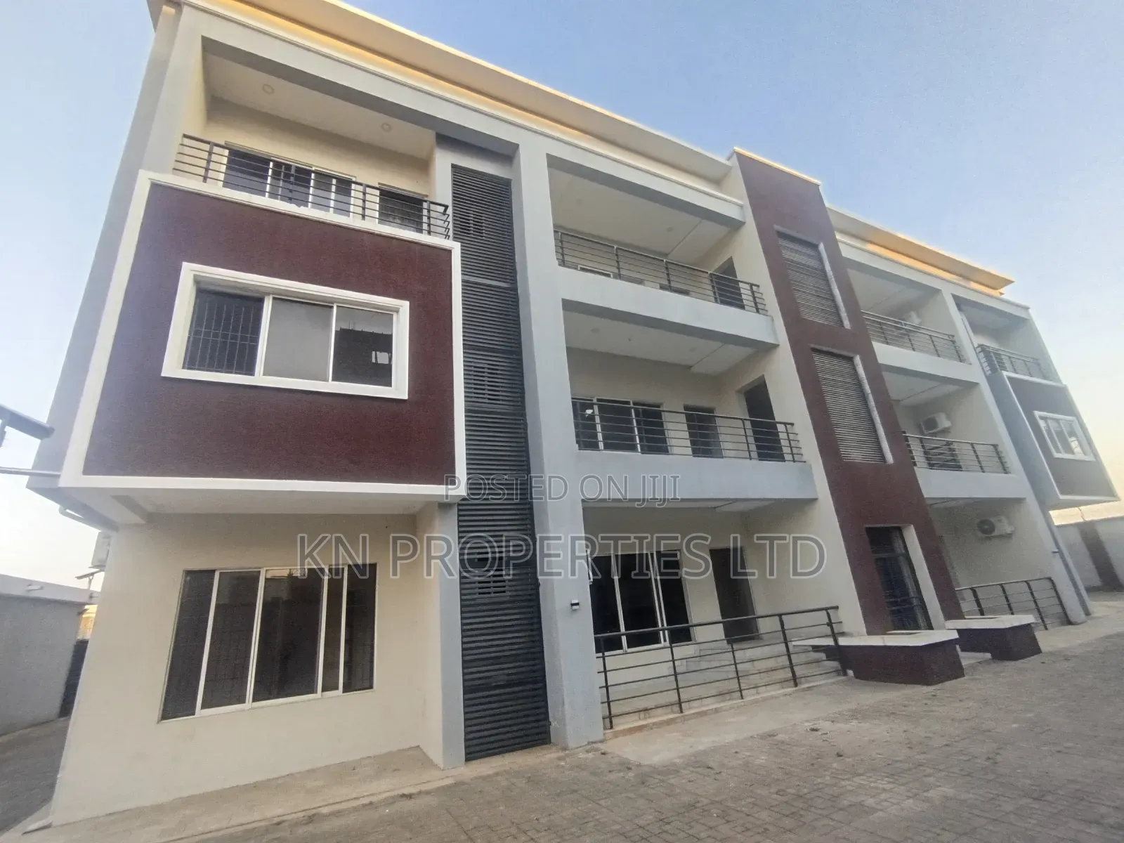 3bdrm Block of Flats in Jahi for rent