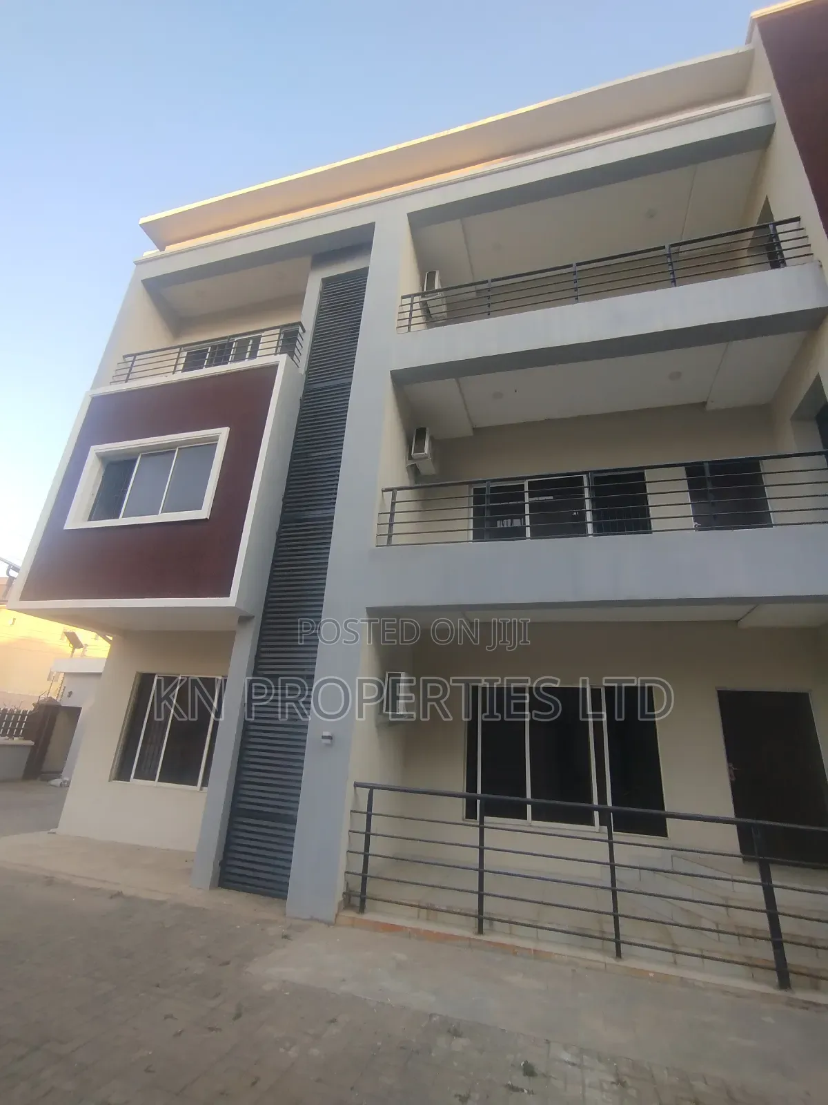 3bdrm Block of Flats in Jahi for rent