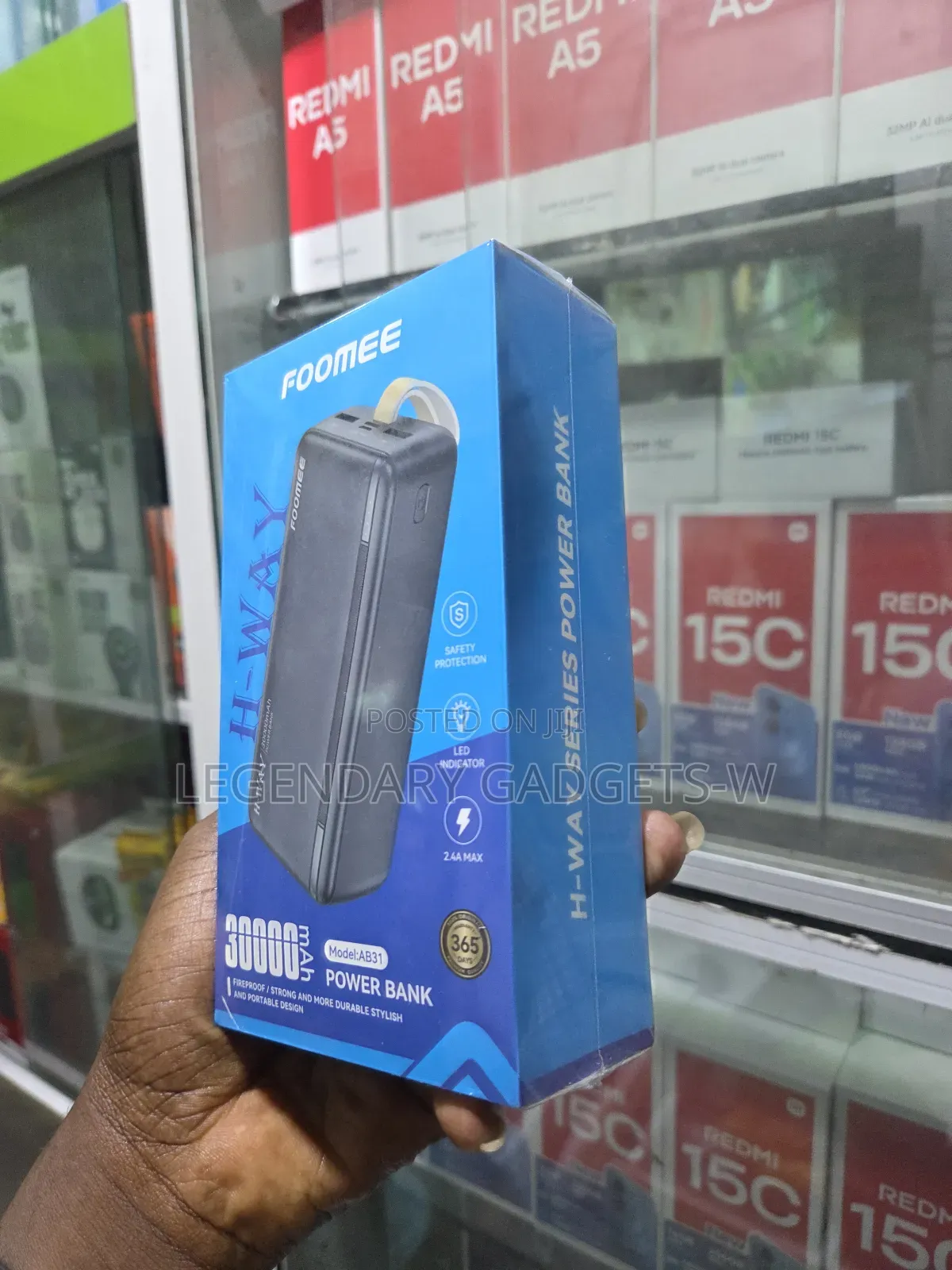 Foomee 30,000mah Powerbank With Surge Protection