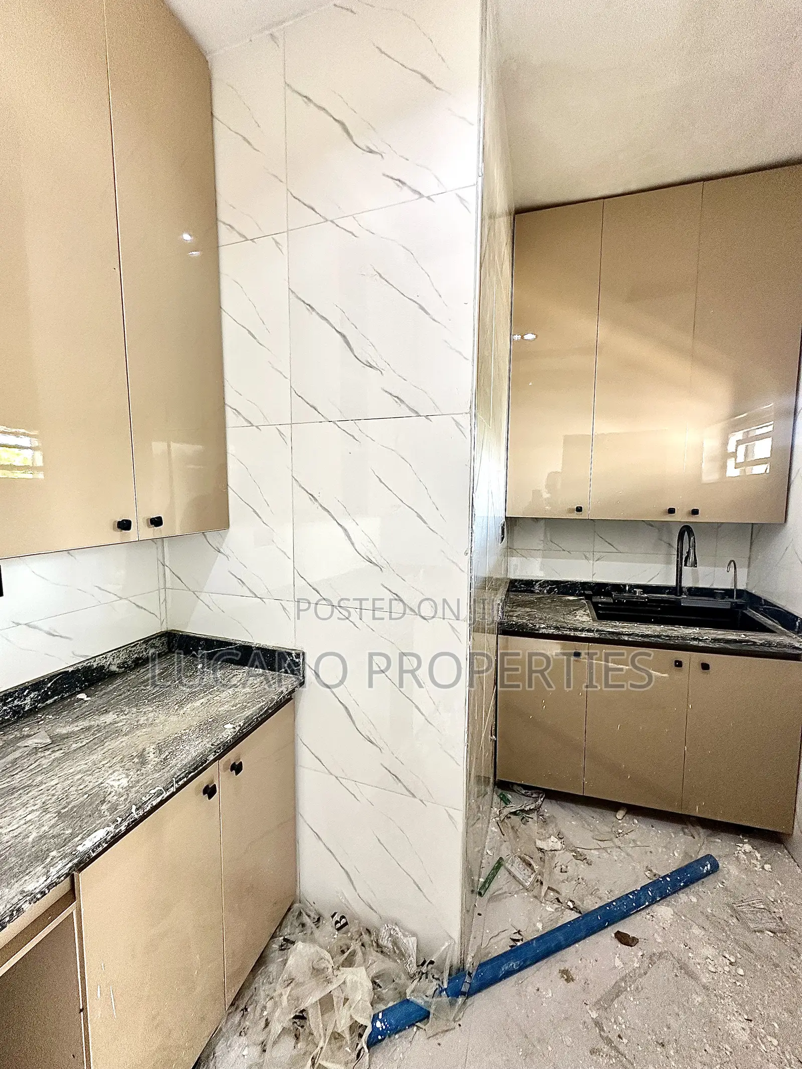 6bdrm Duplex in Katampe Extension for sale